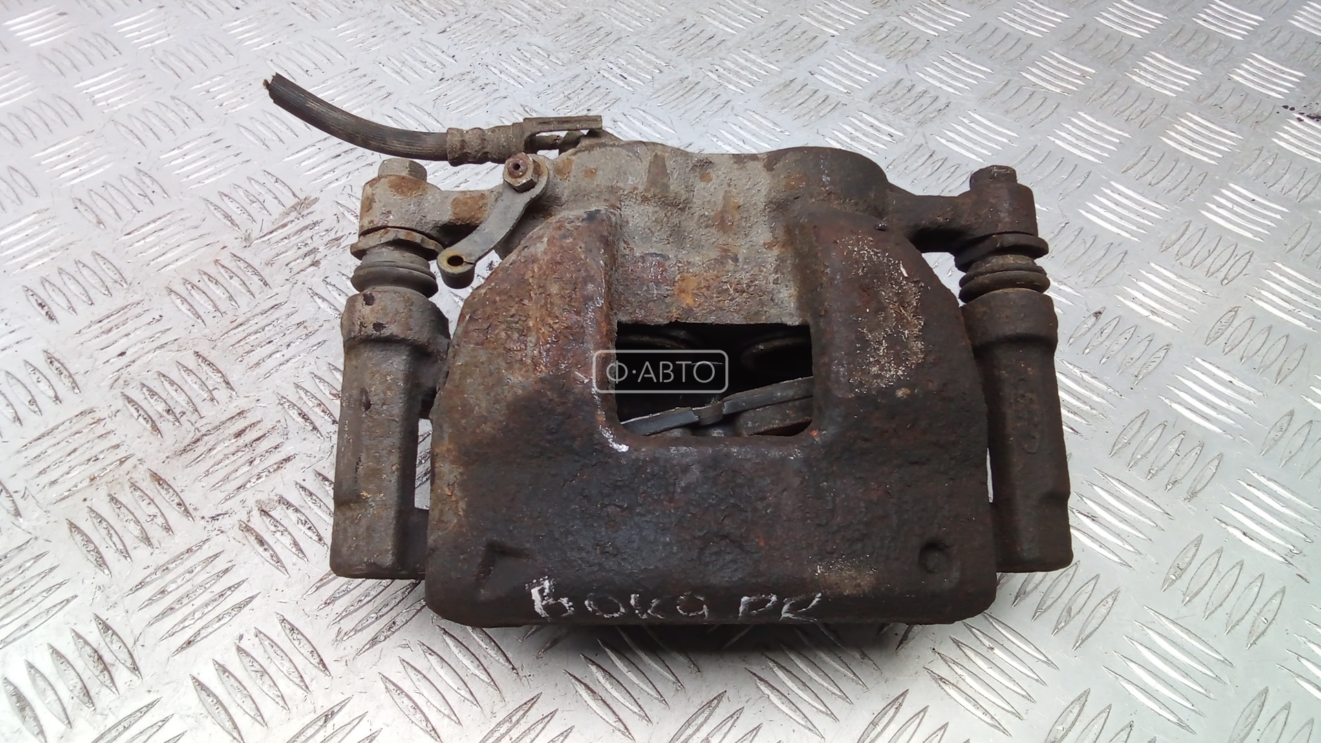 Суппорт тормозной передний правый