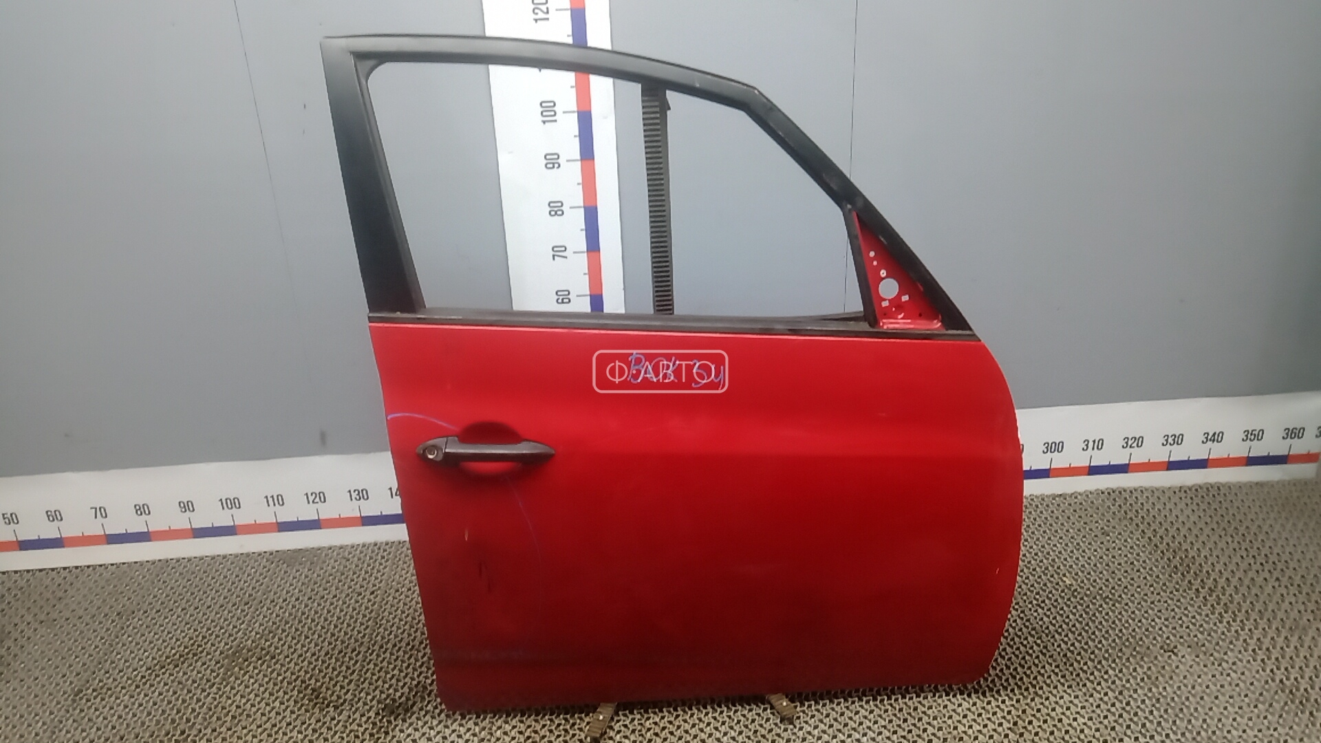 Дверь передняя правая