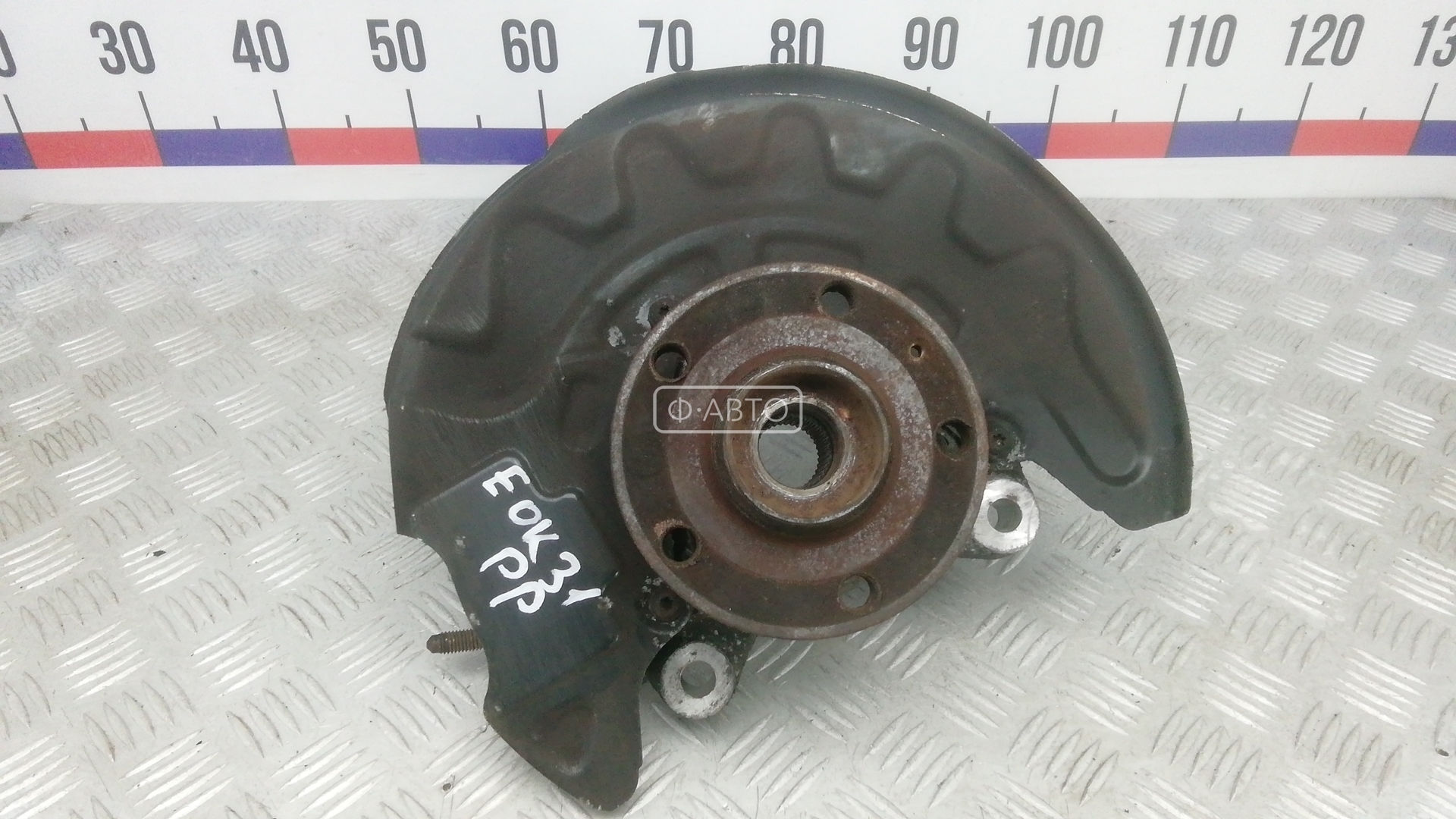 Ступица передняя правая