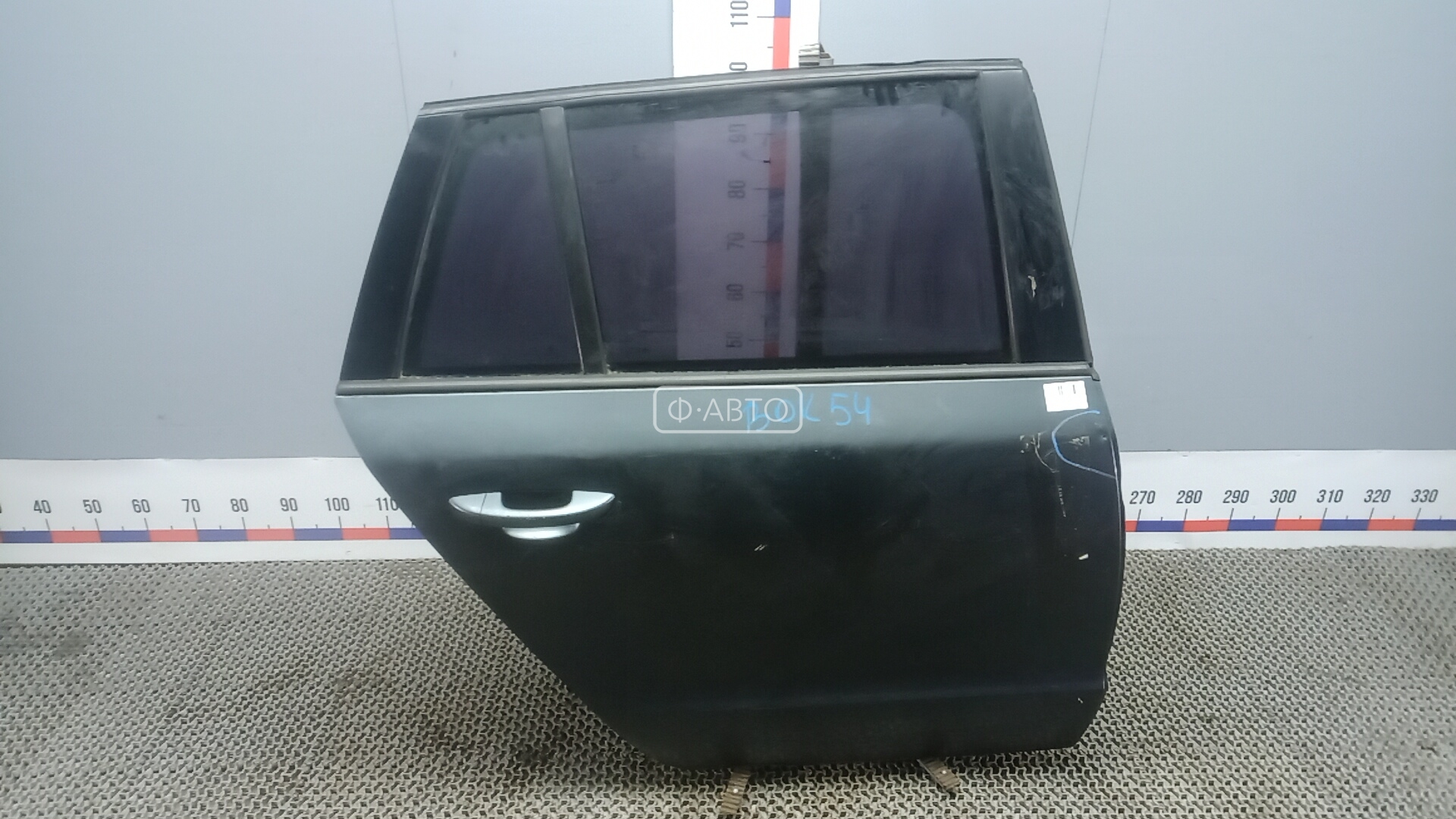 Дверь задняя правая