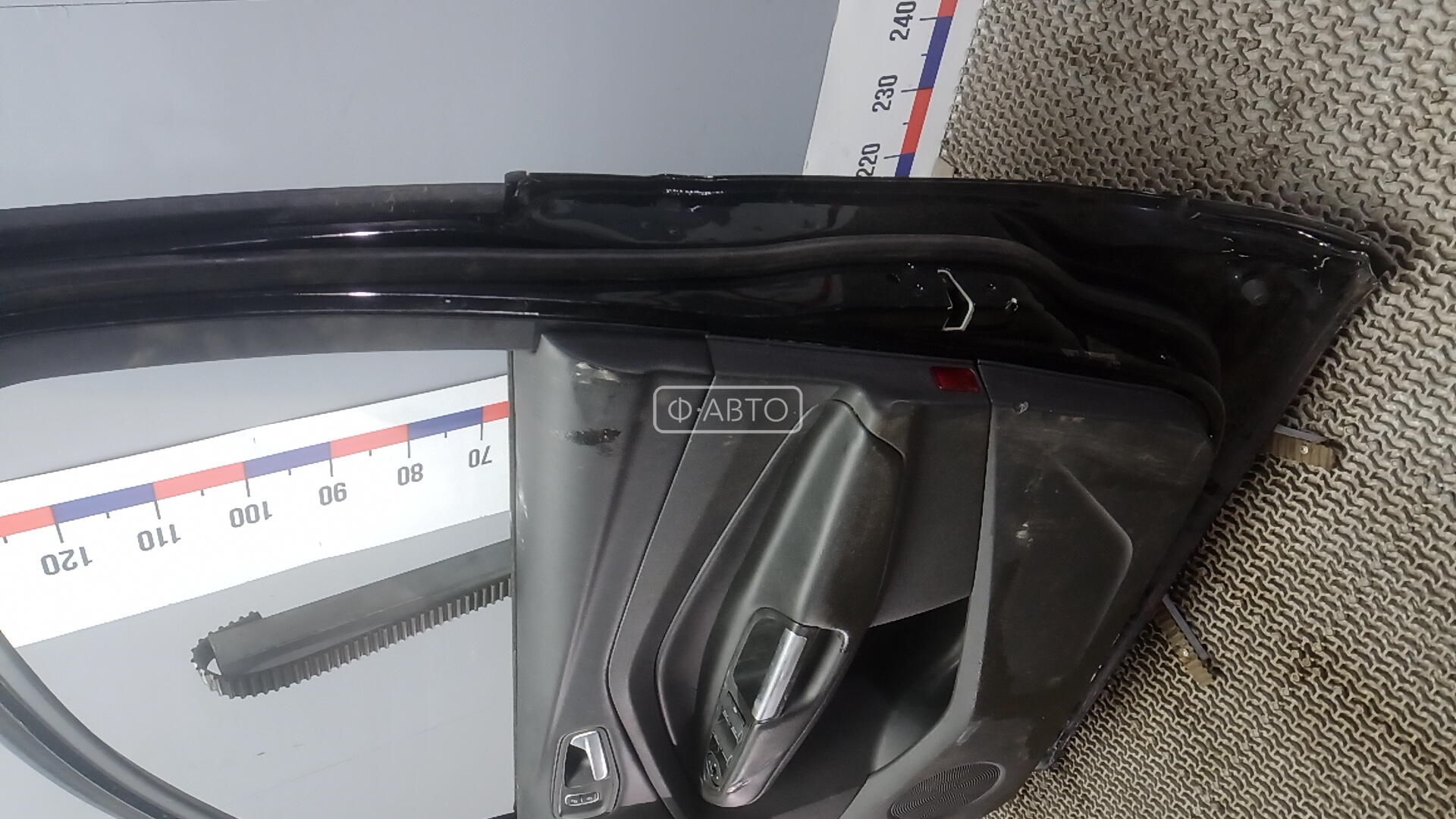 Дверь передняя правая