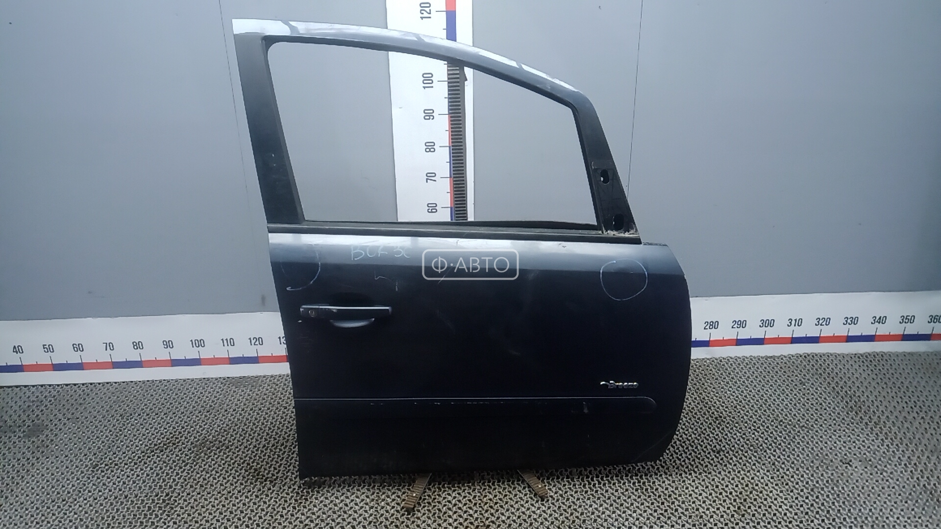 Дверь передняя правая