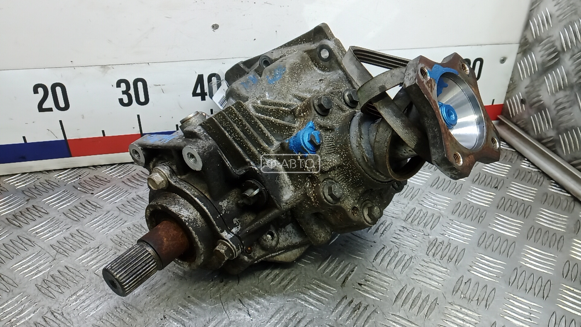 Раздаточная коробка