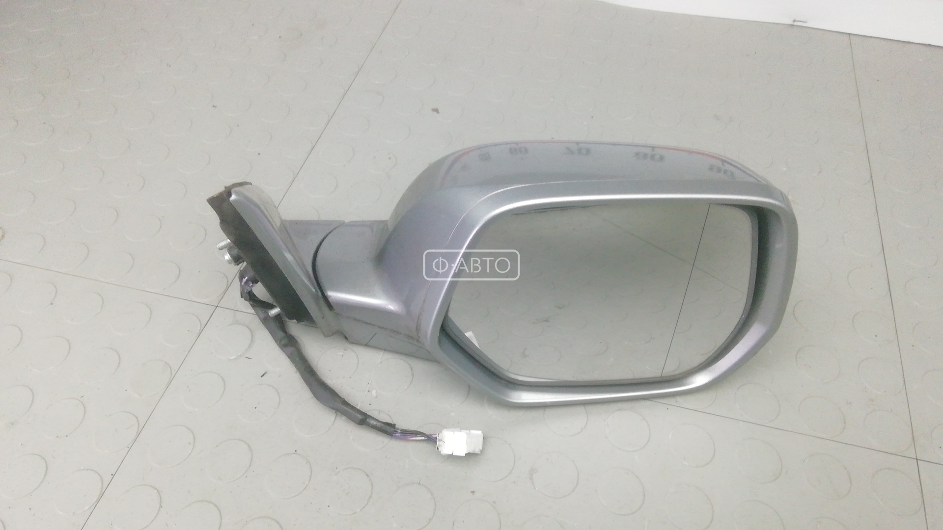 Зеркало наружное правое