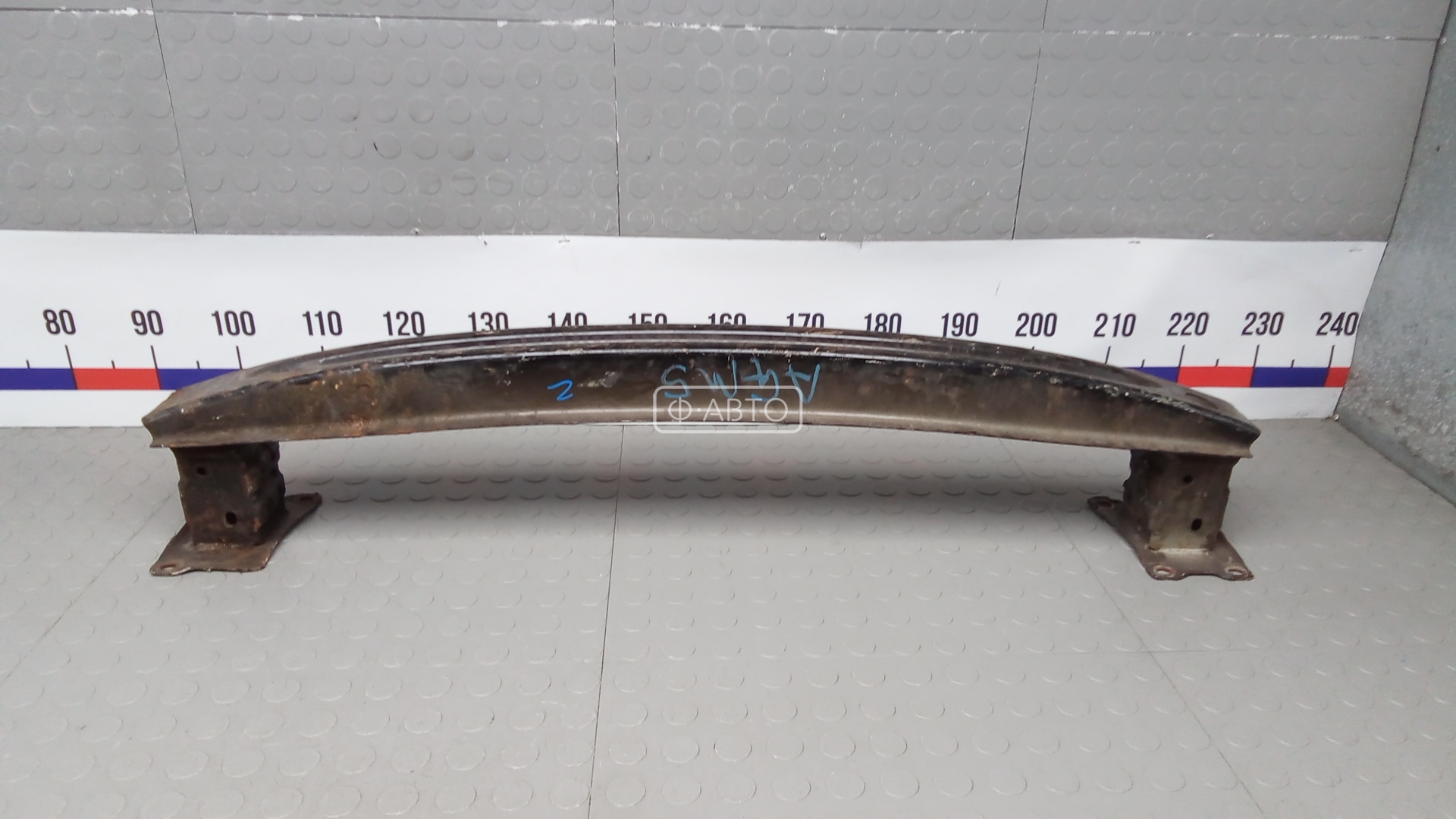 Усилитель бампера задний