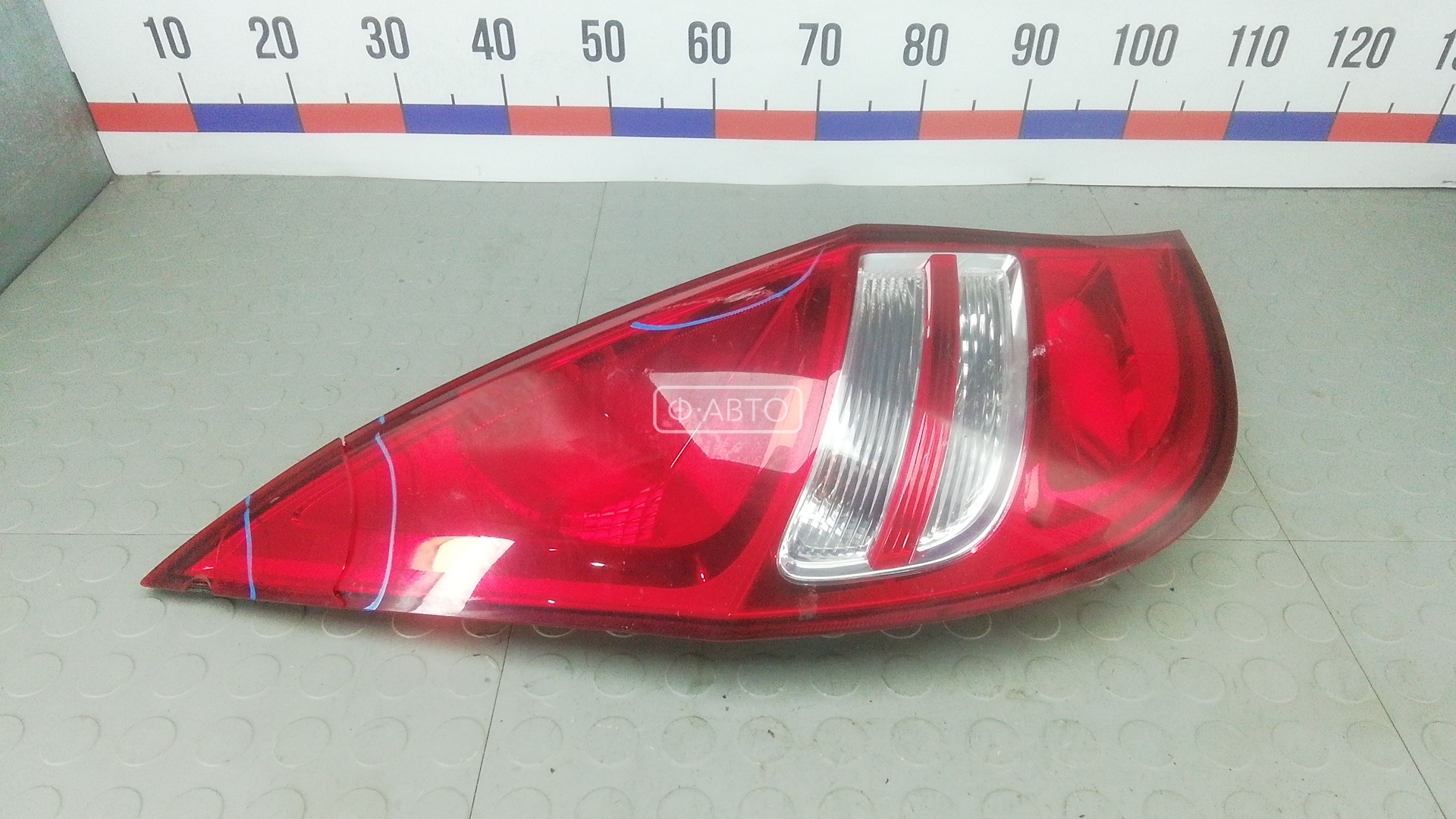 Фонарь задний левый HYUNDAI I30