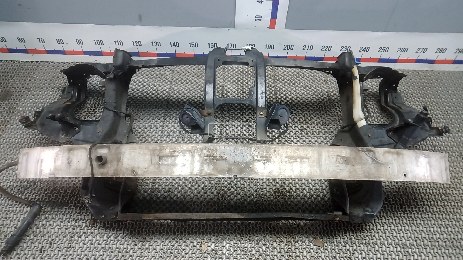 Передняя панель крепления облицовки (телевизор)