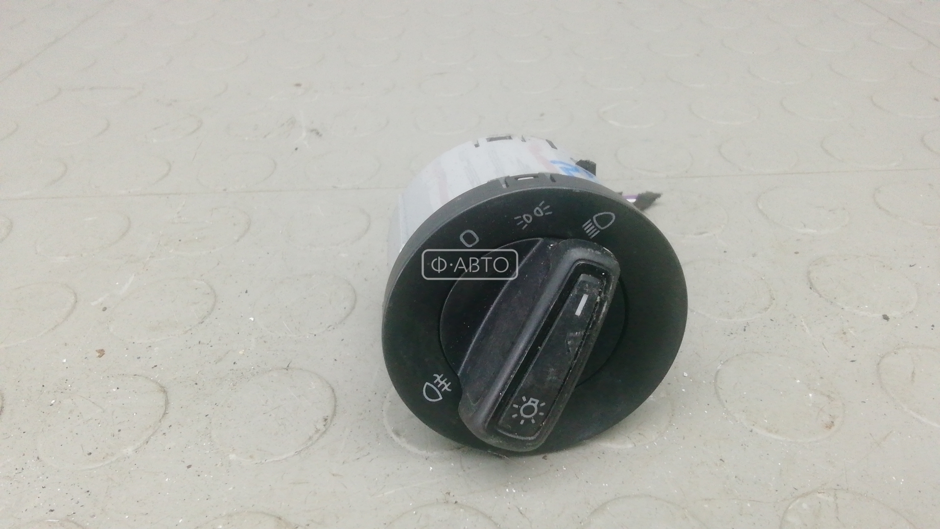 Переключатель света