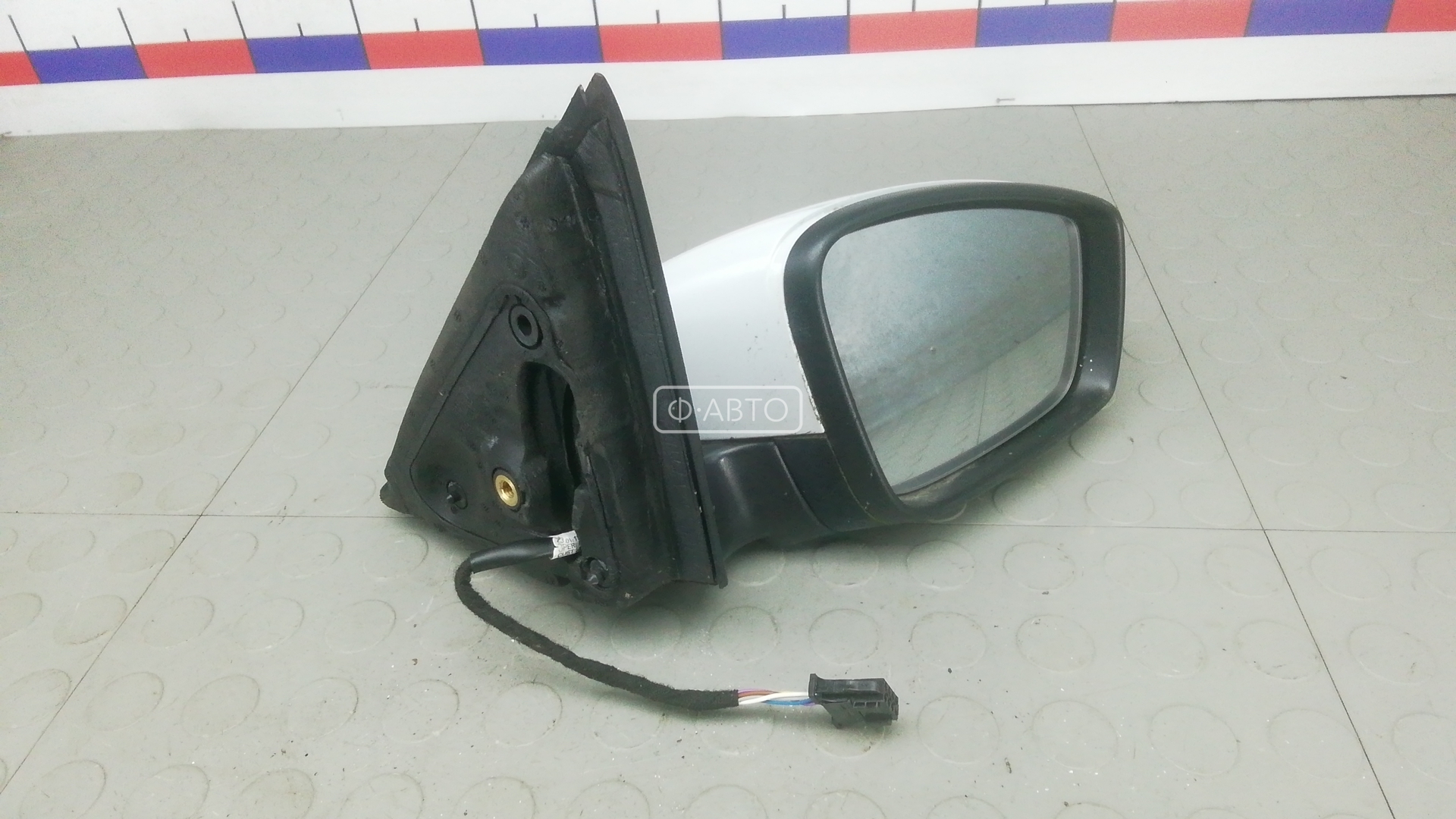 Зеркало наружное правое