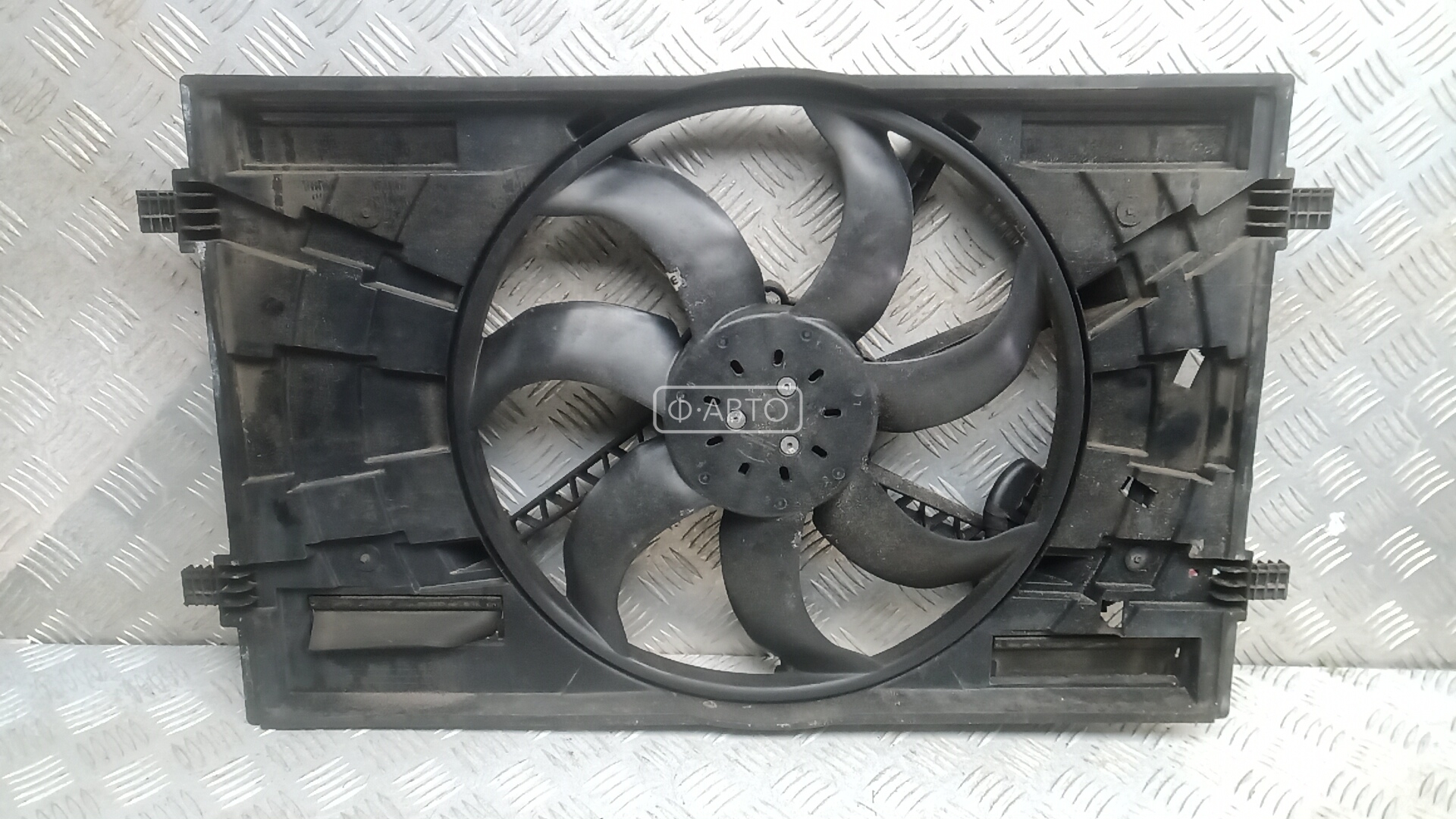 Вентилятор радиатора