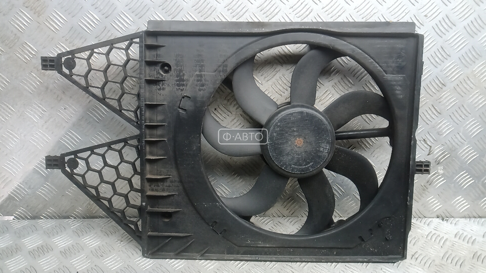 Вентилятор радиатора