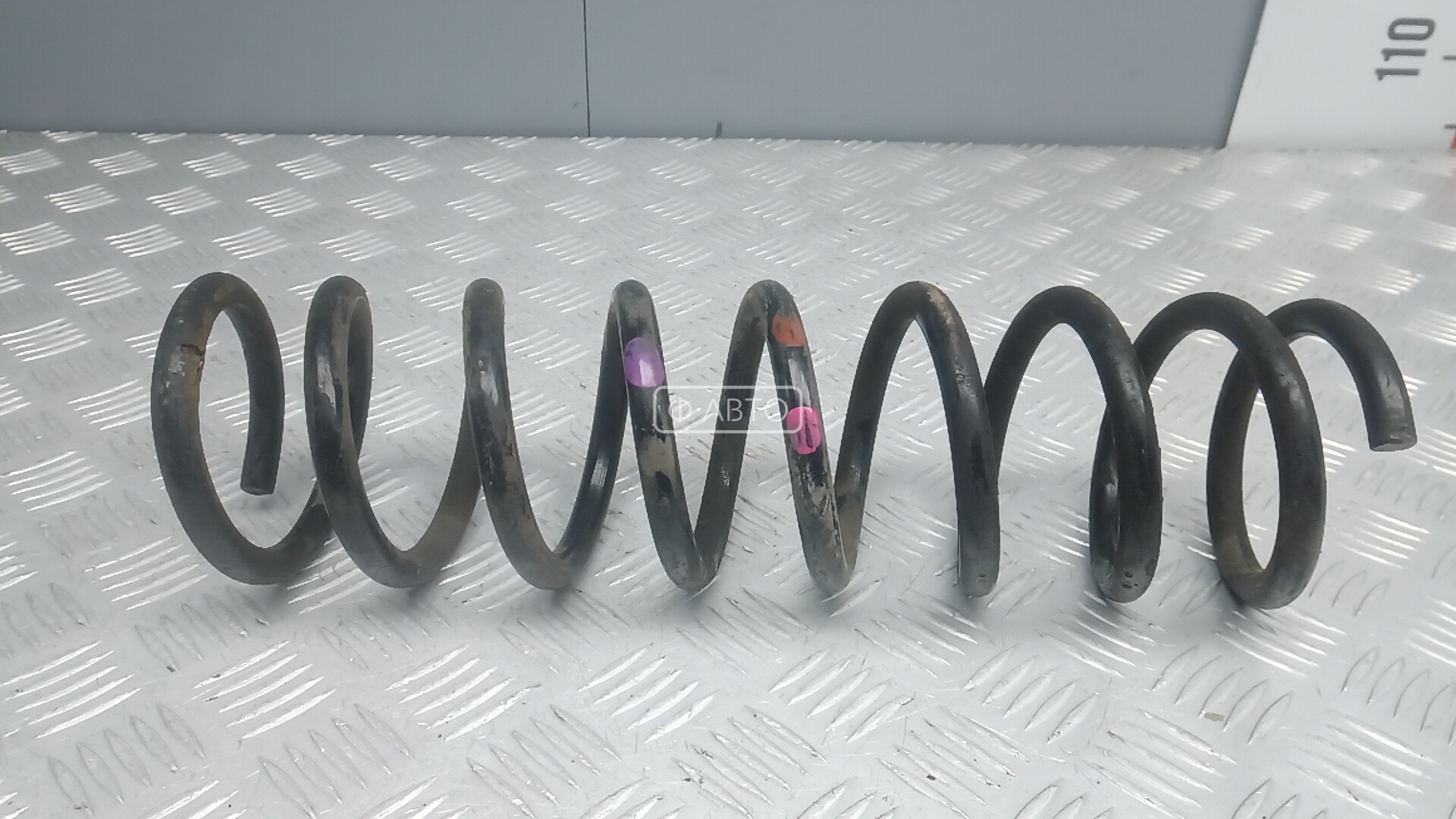 Пружина задняя