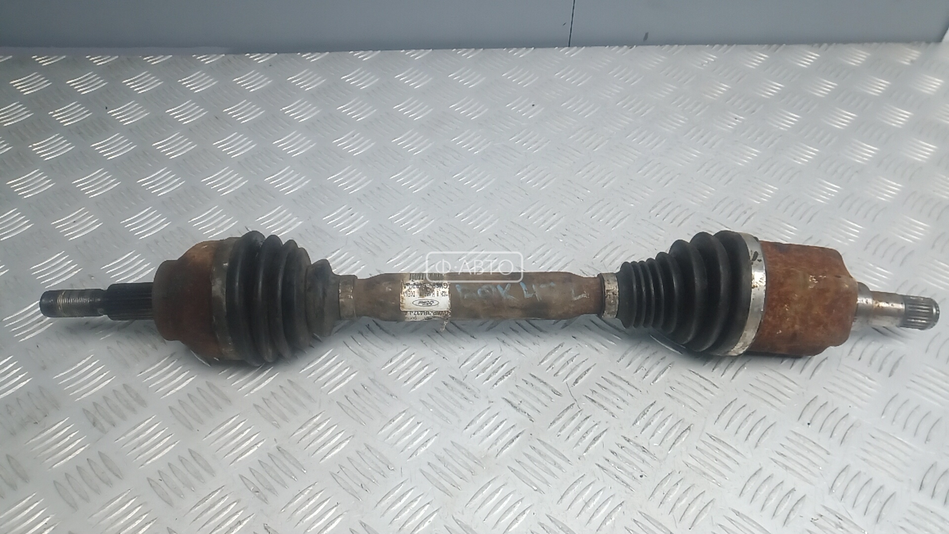 Привод передний левый