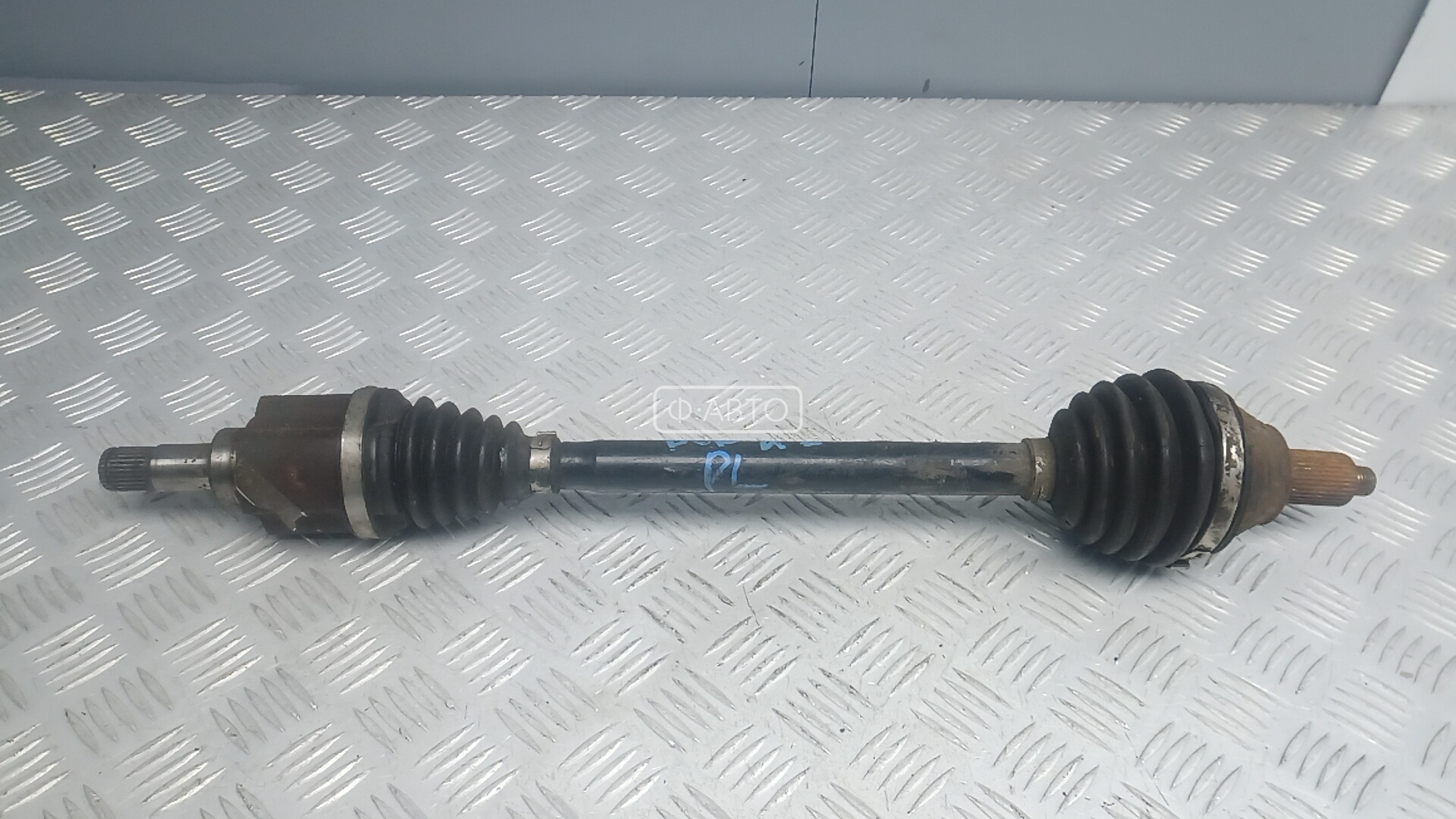 Привод передний левый