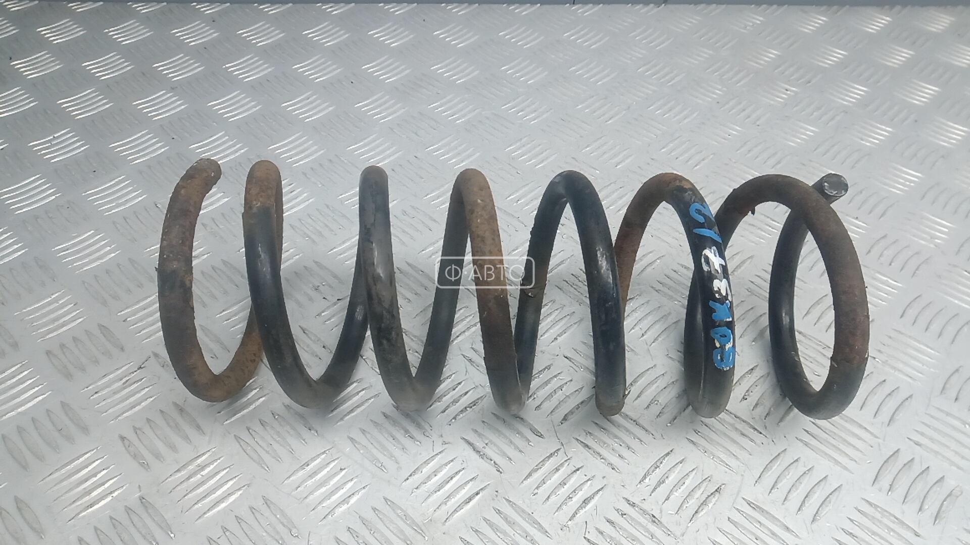 Пружина задняя