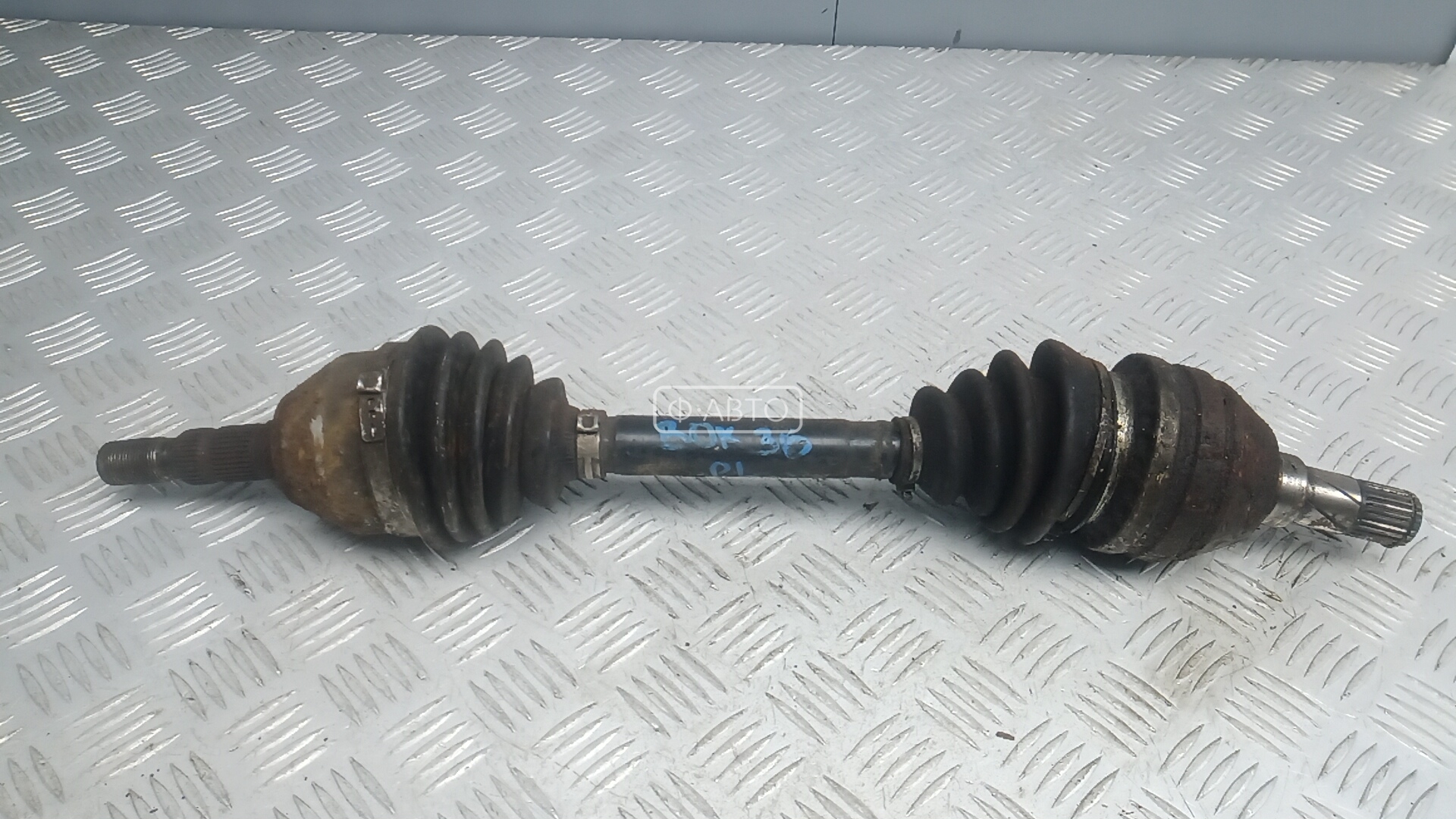 Привод передний левый