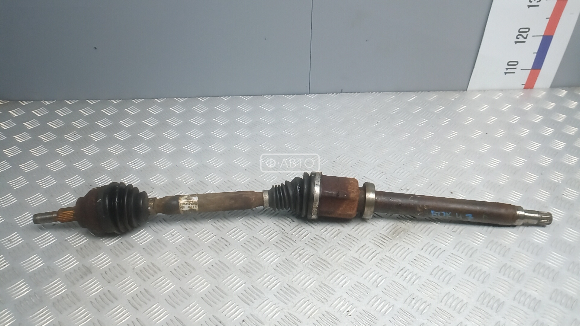 Привод передний правый