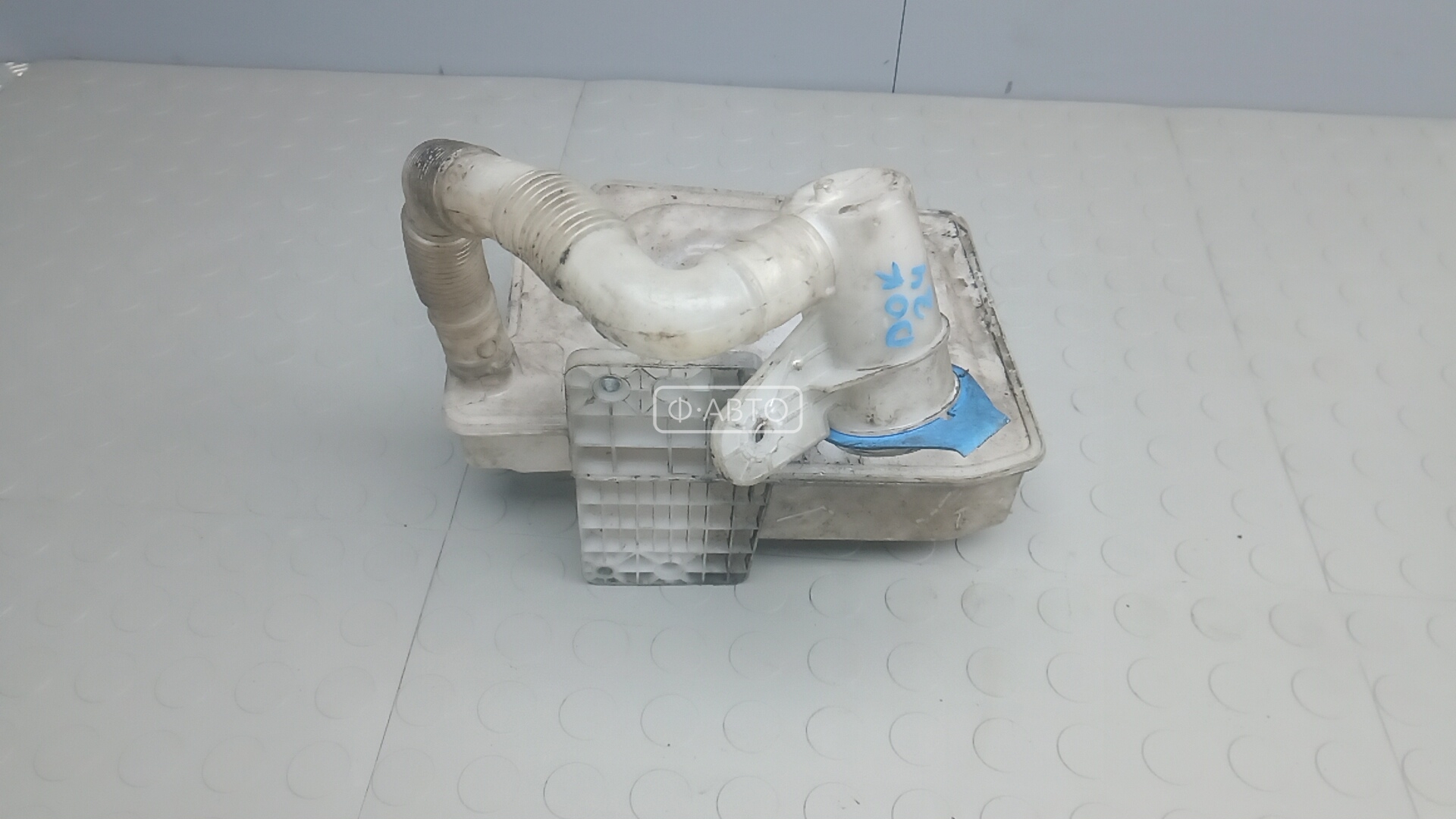 Бачок омывателя