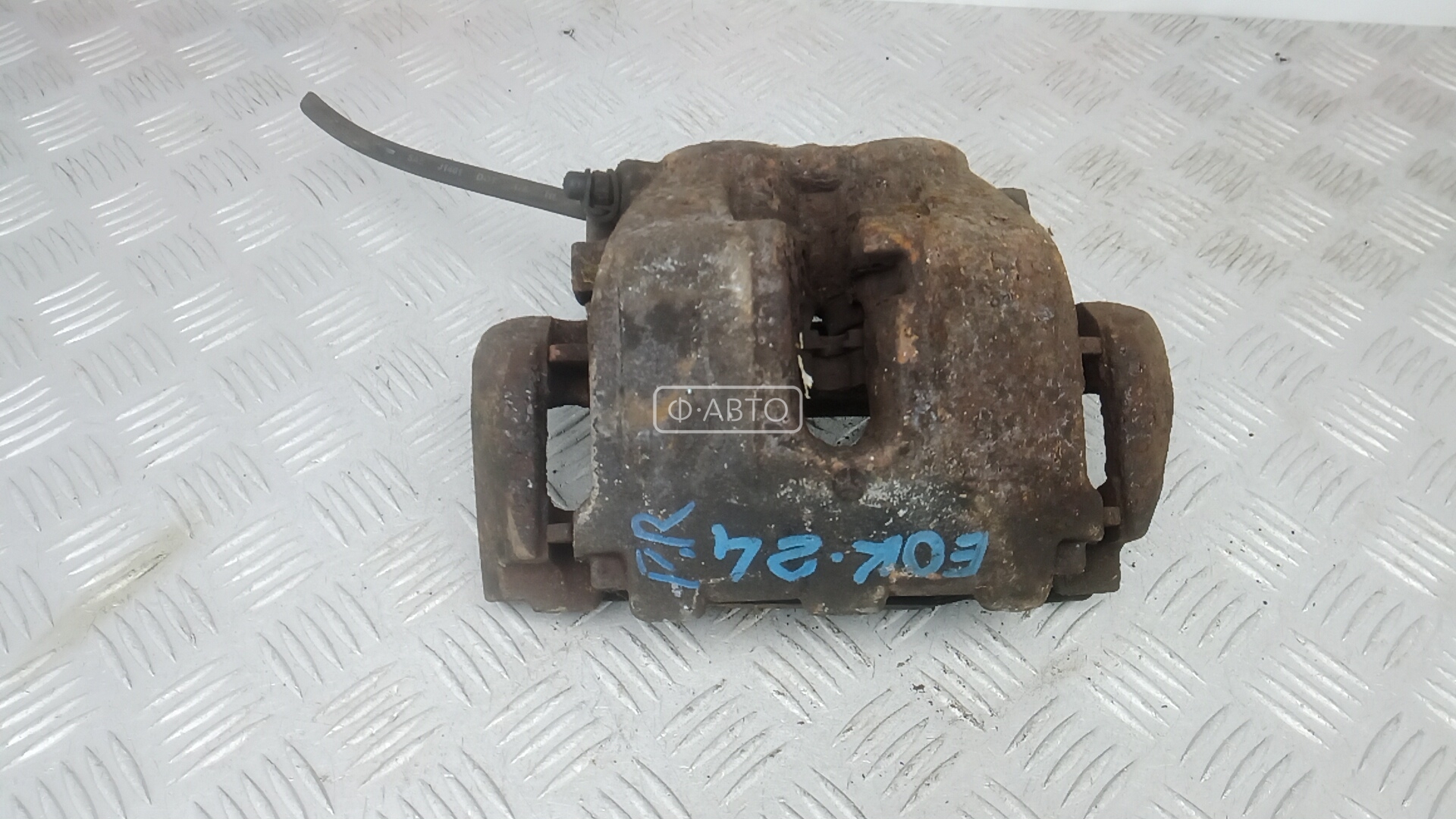 Суппорт тормозной передний правый