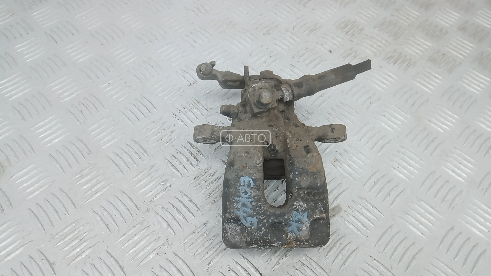 Суппорт тормозной задний правый