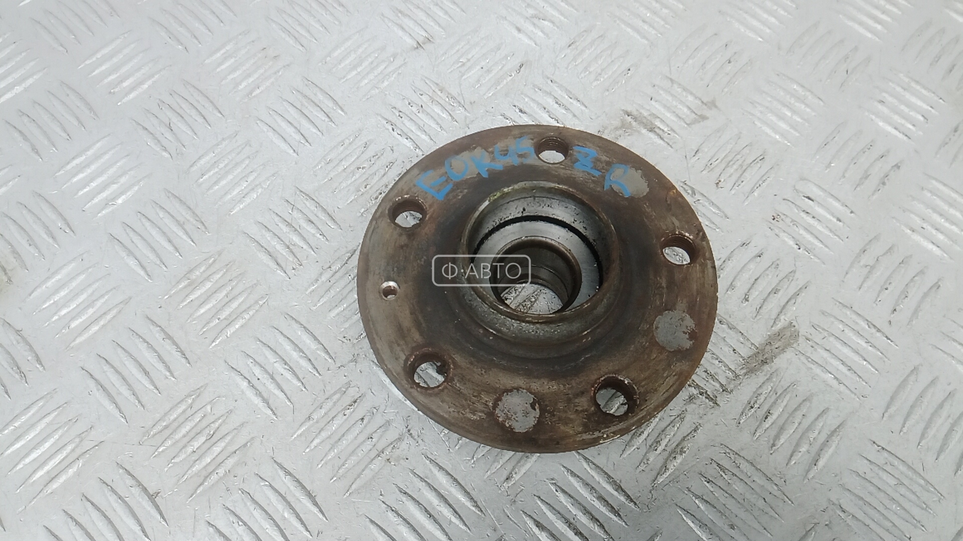 Ступица задняя правая