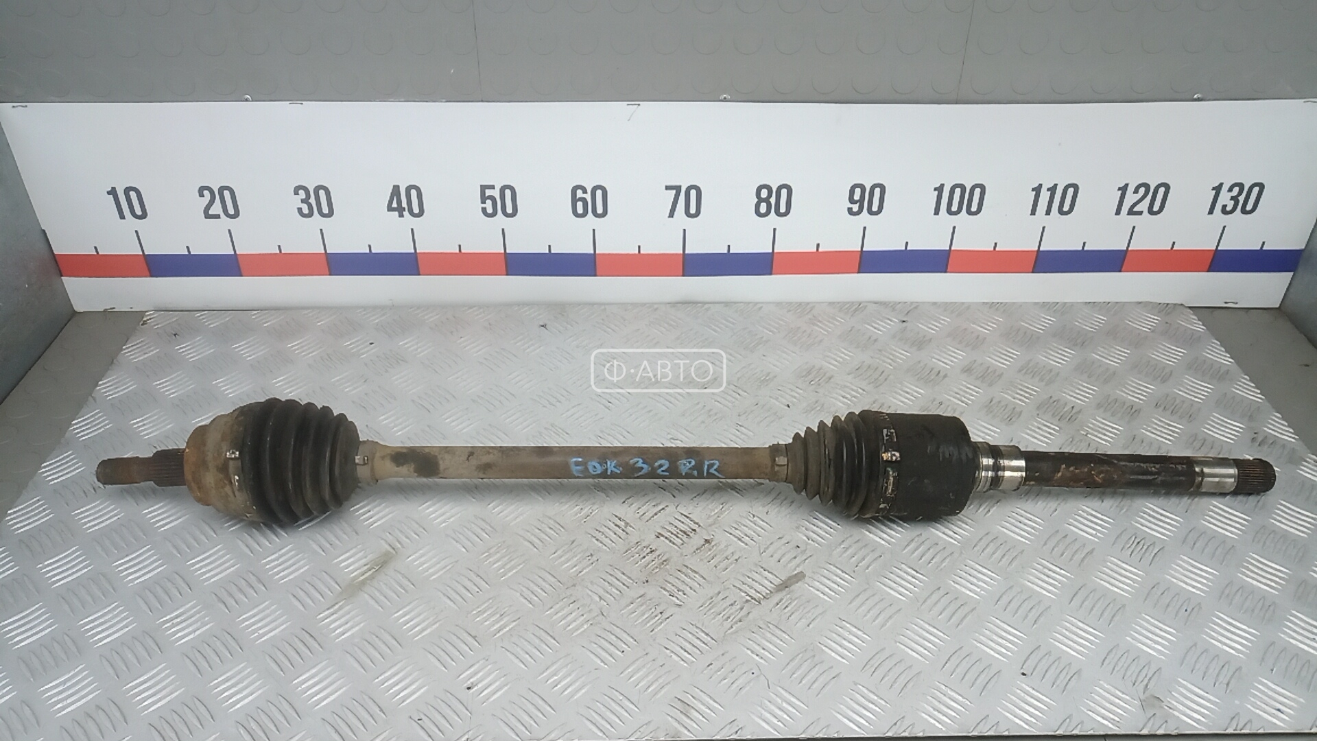 Привод передний правый