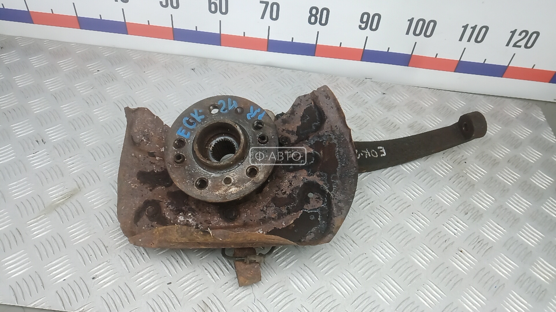 Ступица передняя правая