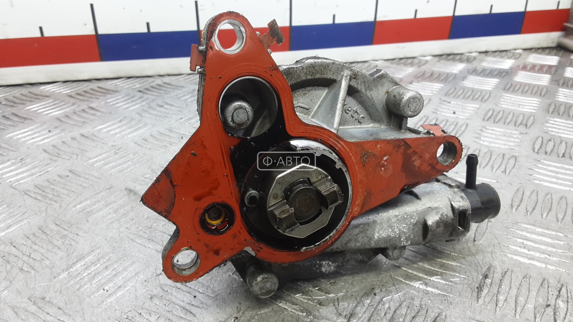 Насос вакуумный