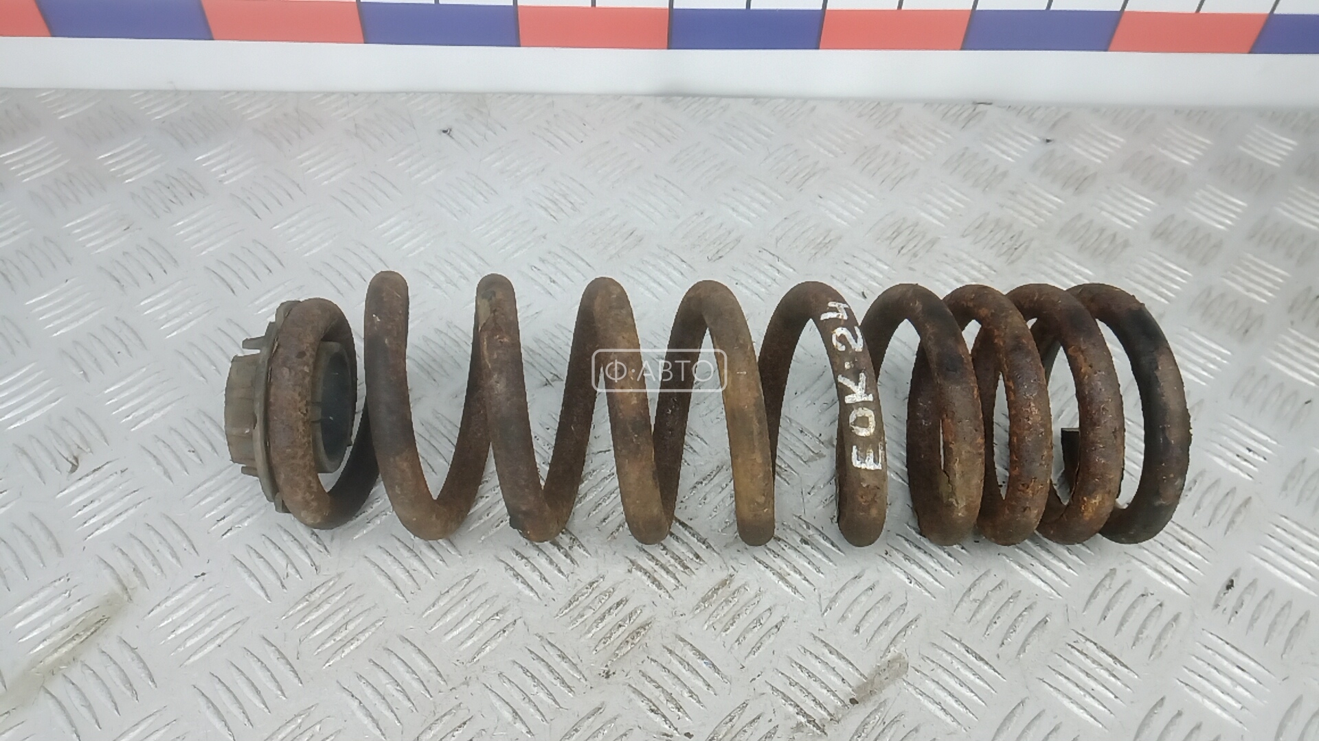 Пружина задняя