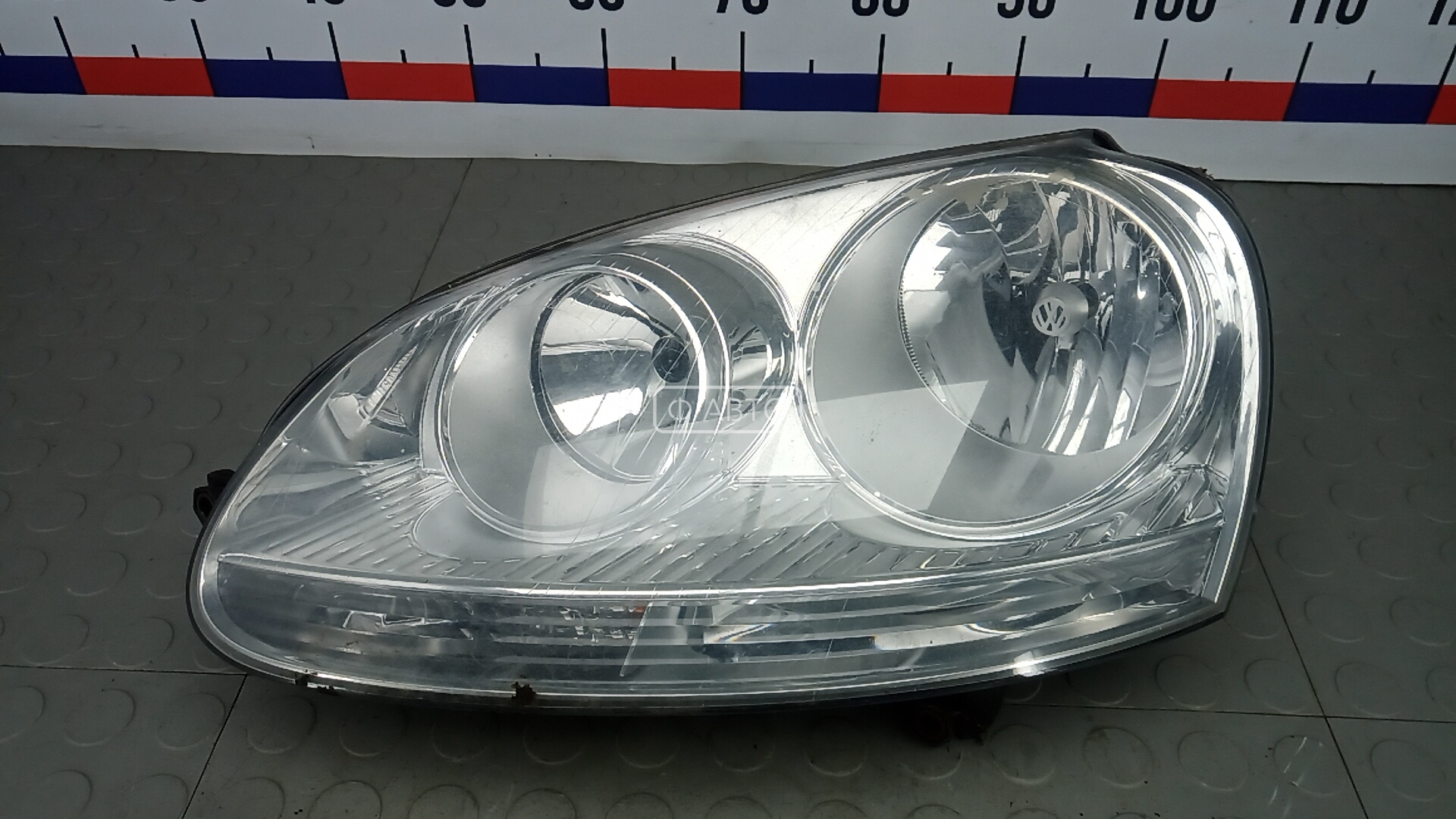 Фара левая VOLKSWAGEN GOLF