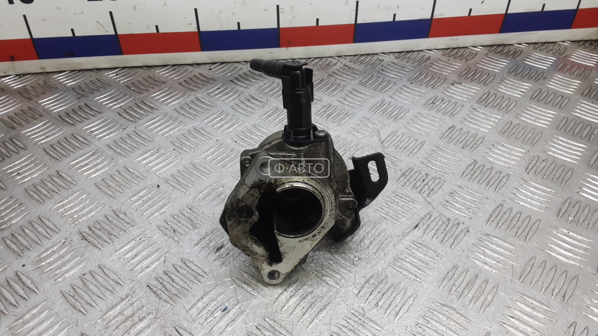 Насос вакуумный