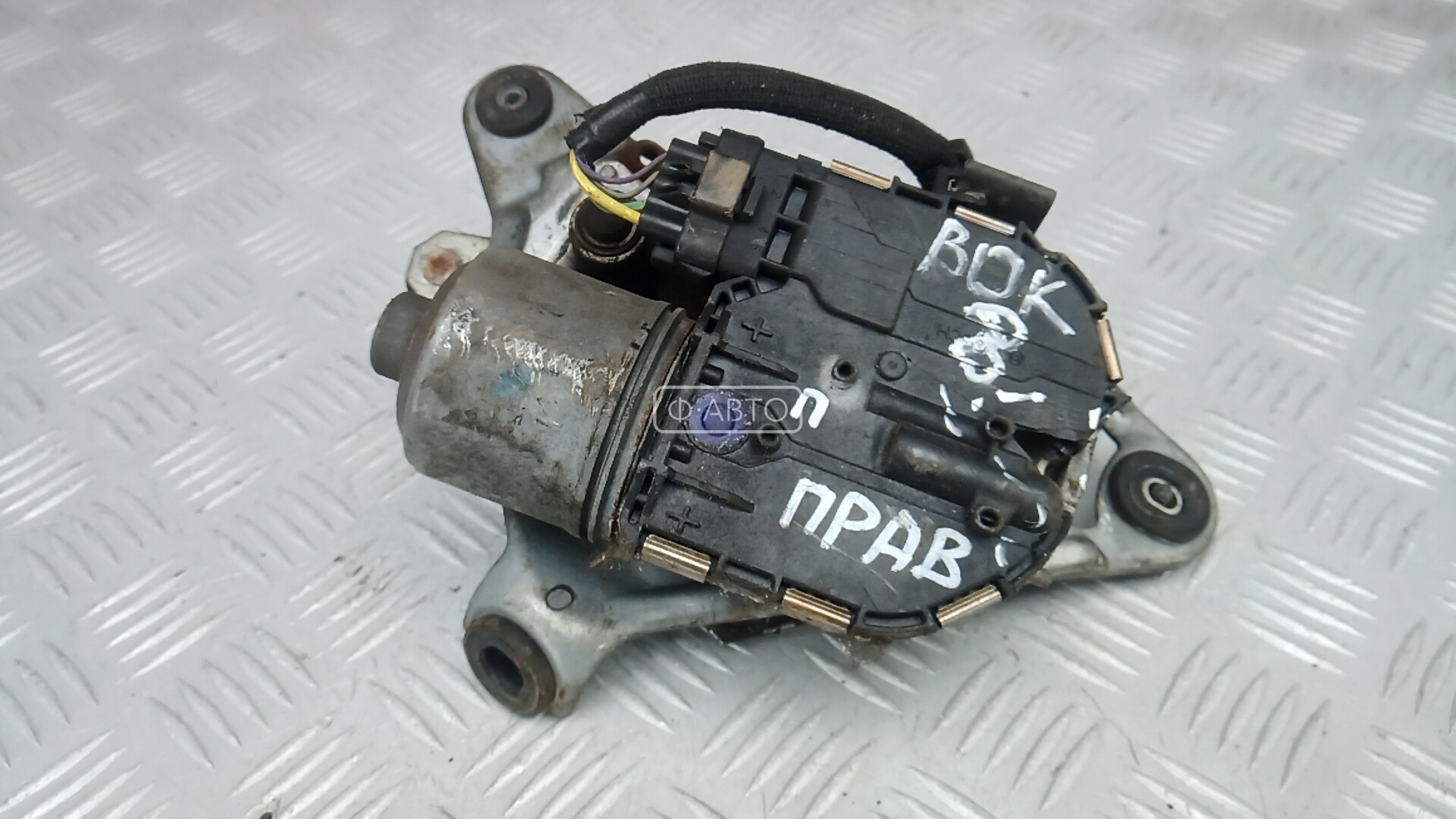 Механизм стеклоочистителя