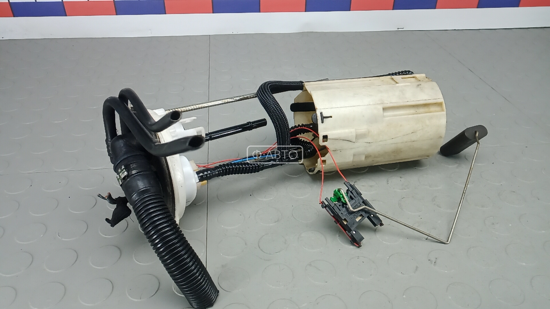 Насос топливный электрический