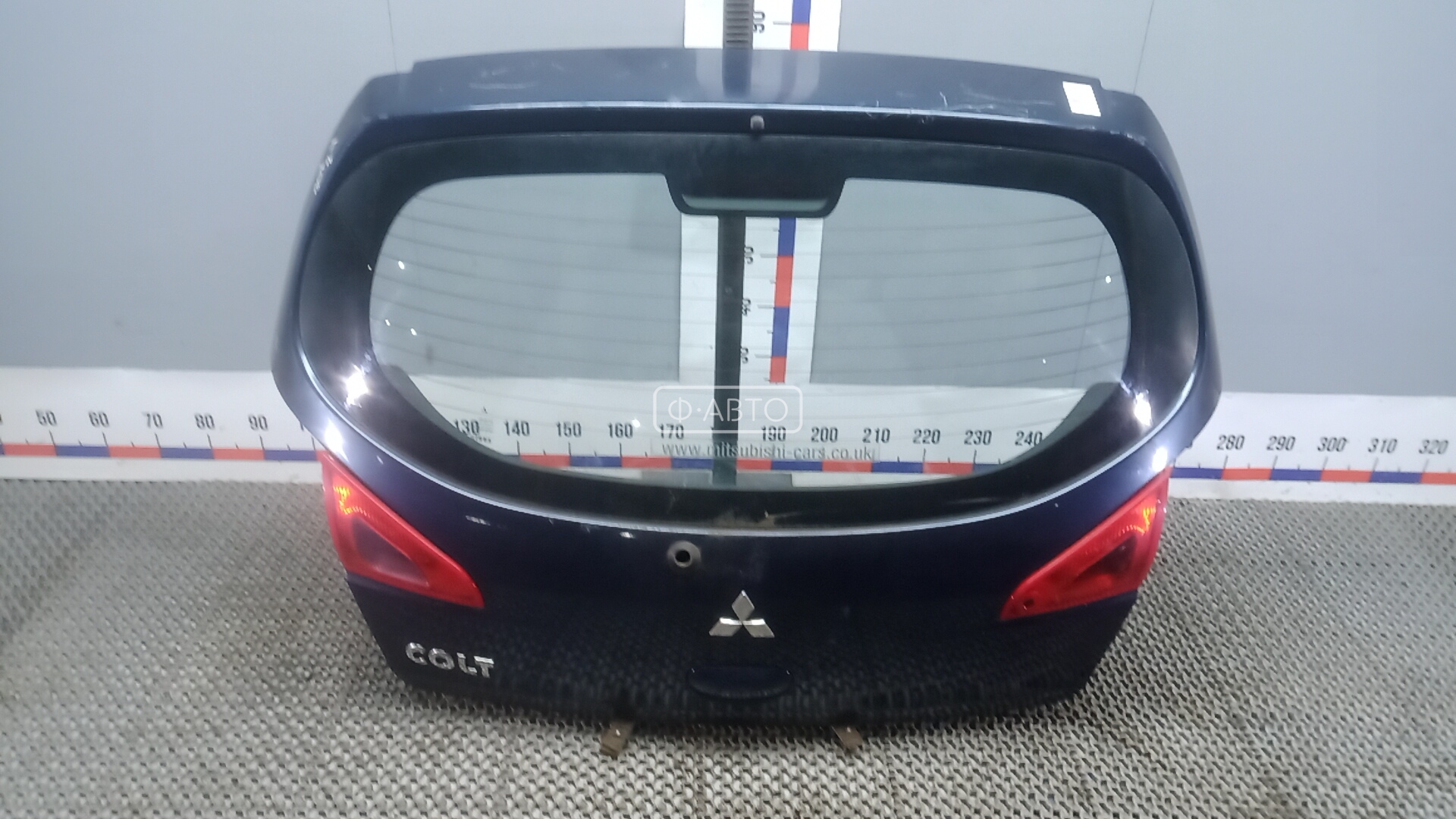 Дверь 3-5 MITSUBISHI COLT
