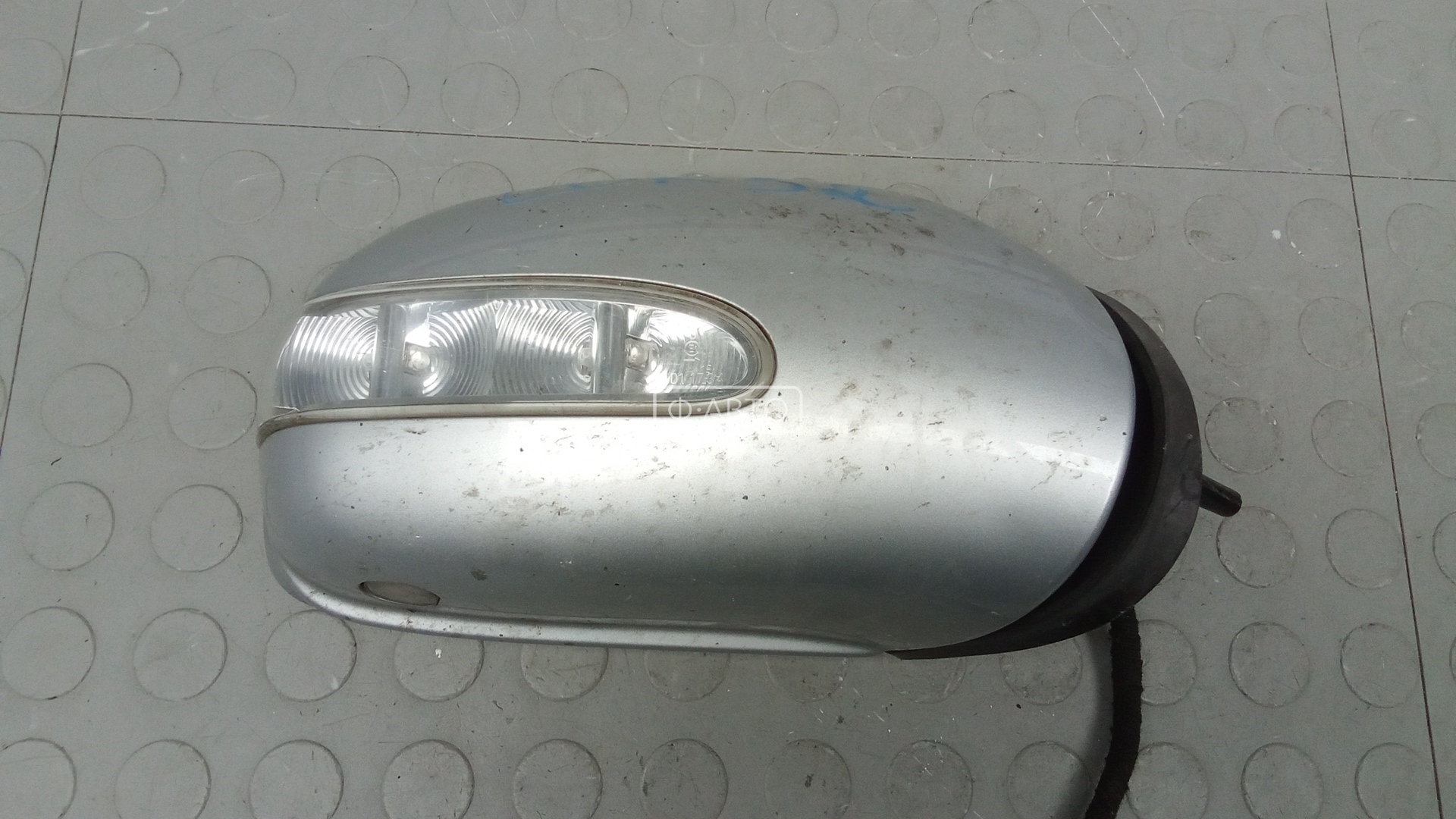 Зеркало наружное правое