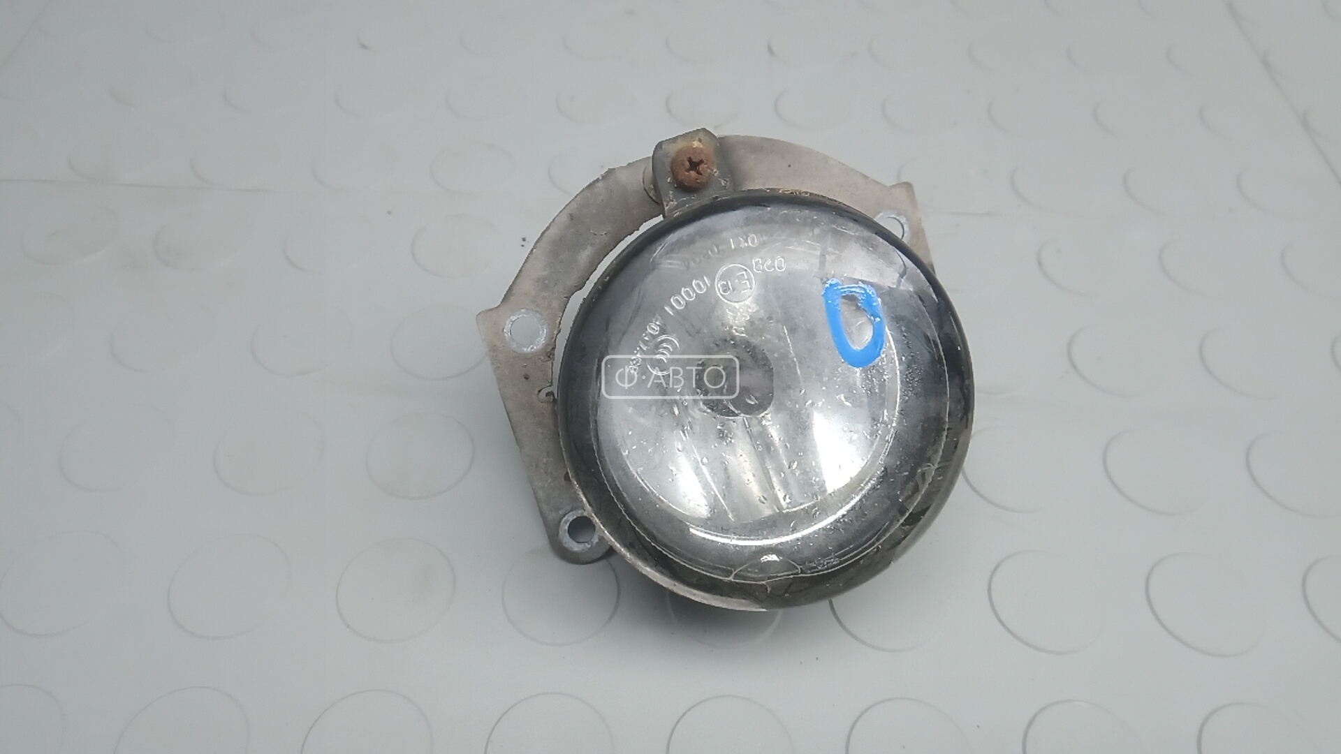 Фара галогенная левая передняя