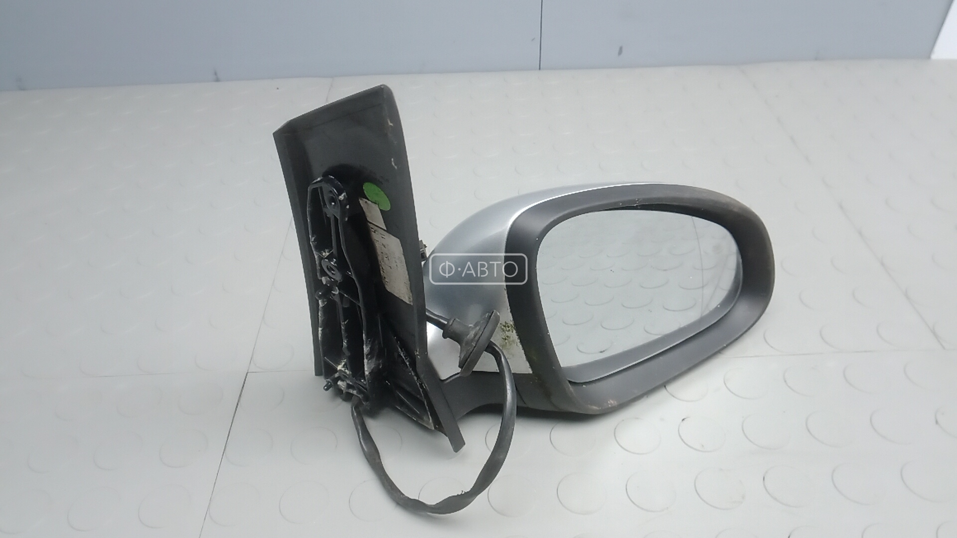 Зеркало наружное правое