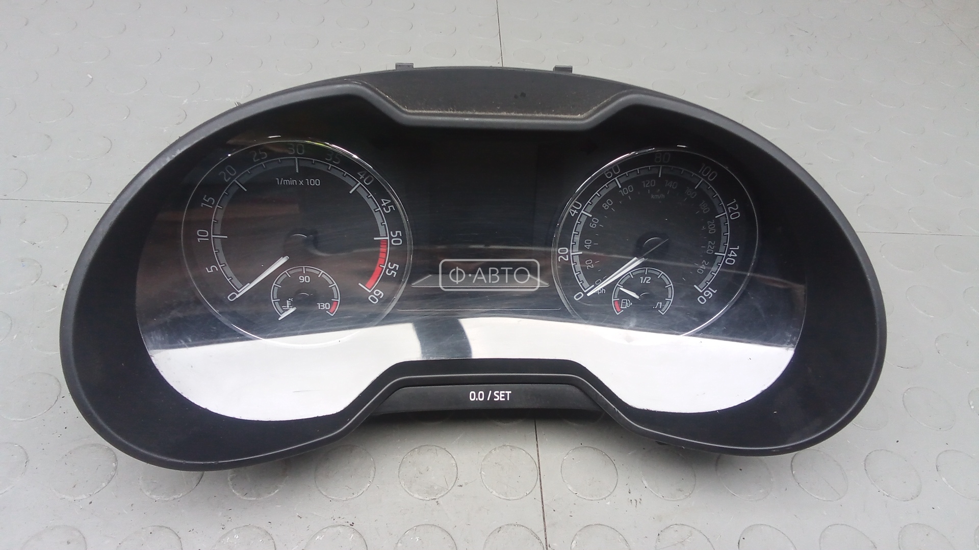 Щиток приборов