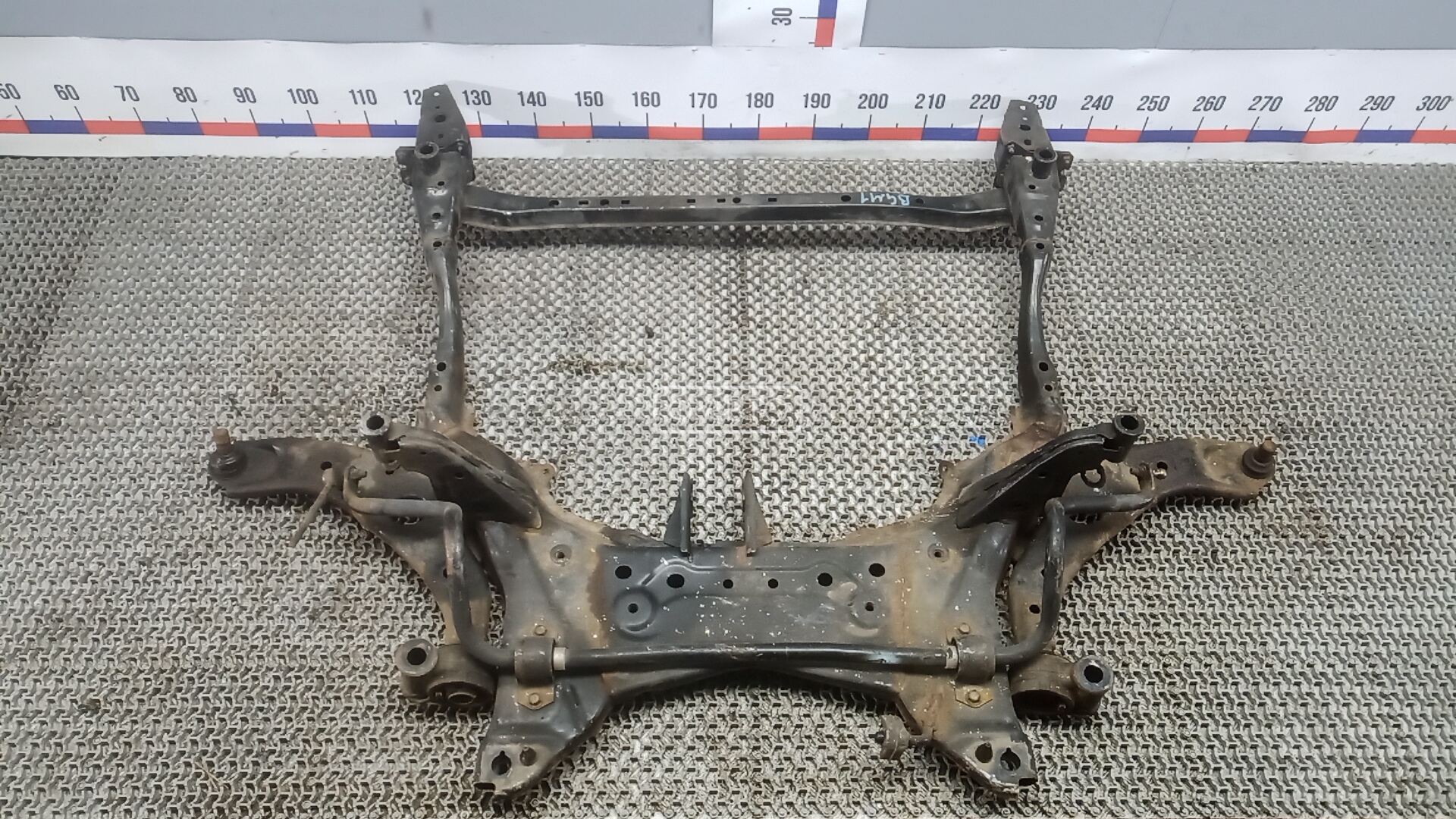 Балка подвески передняя