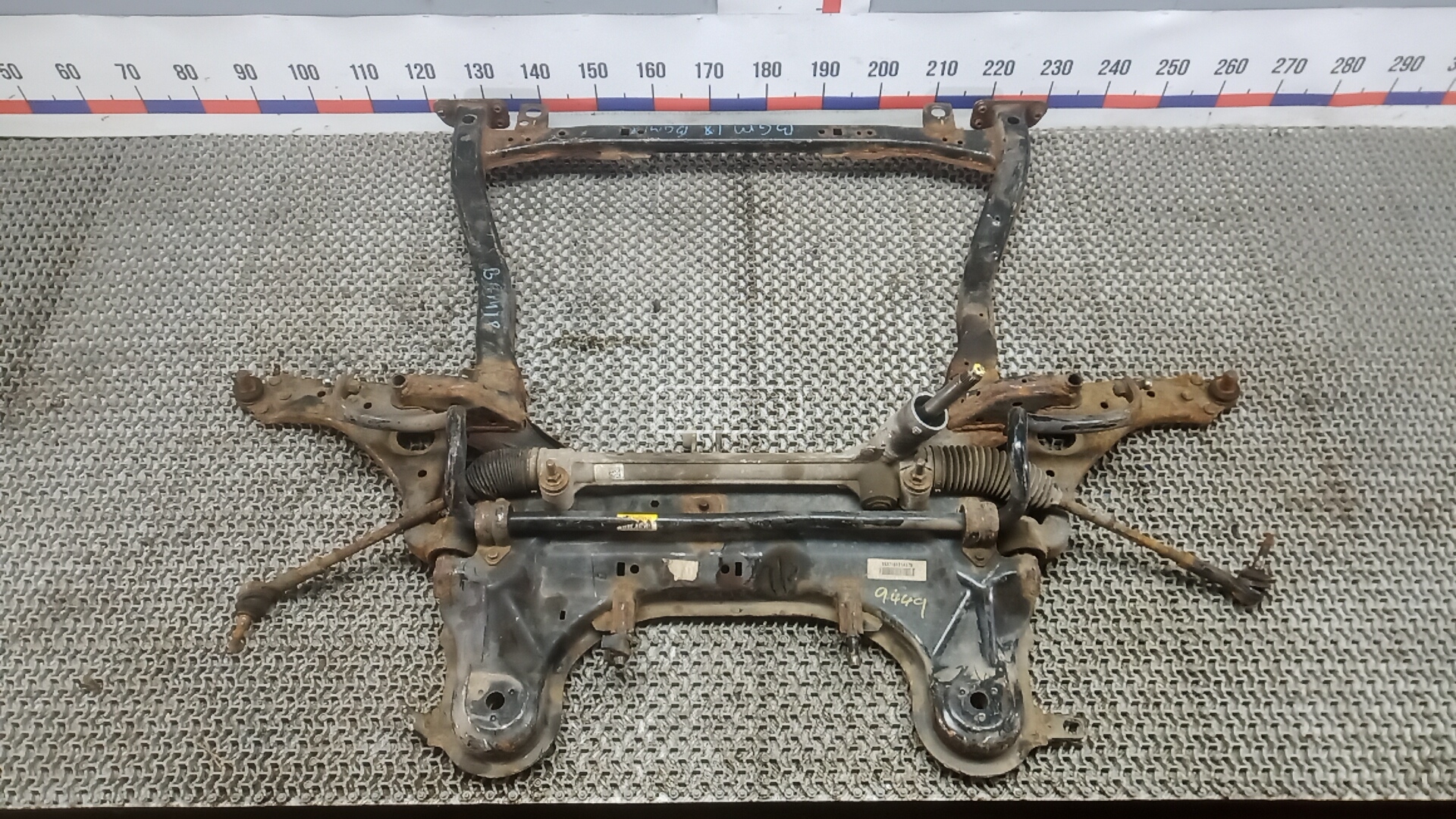 Балка подвески передняя