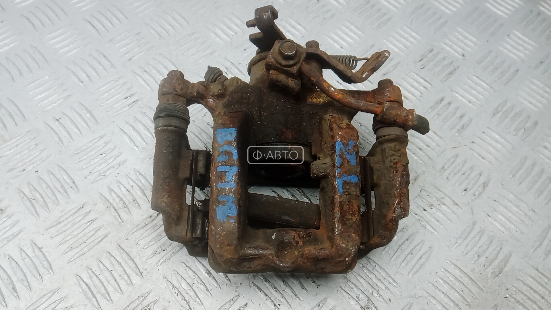 Суппорт тормозной задний левый