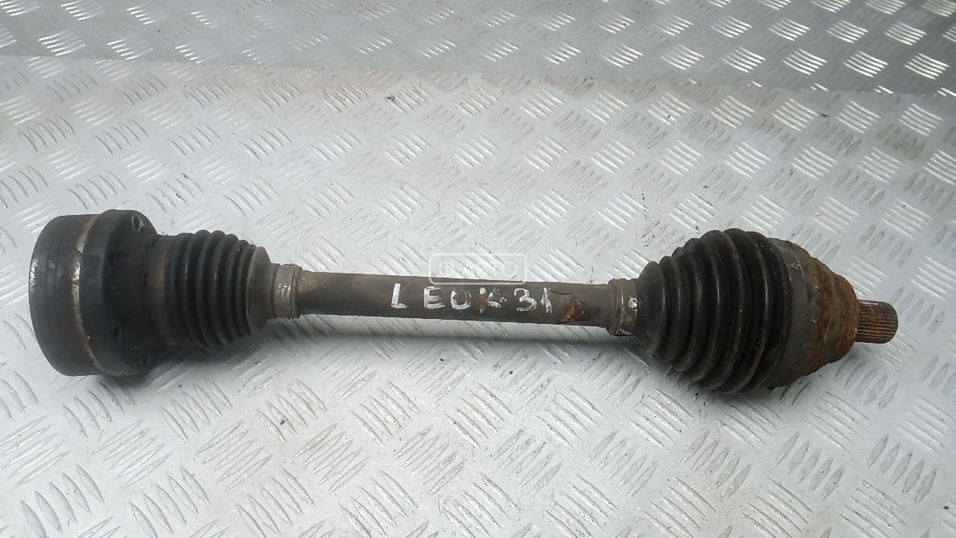 Привод передний левый