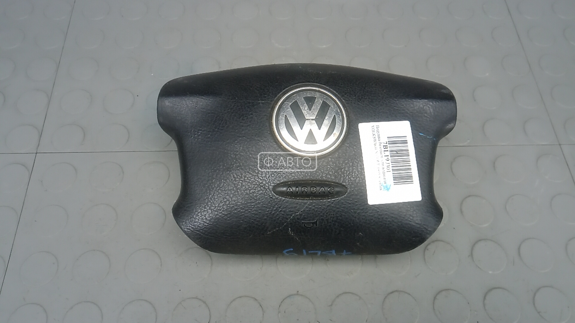 Подушка безопасности водителя VOLKSWAGEN GOLF