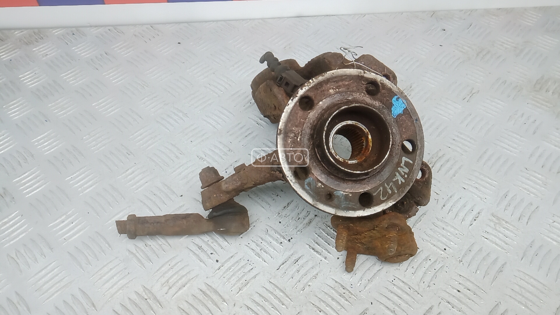 Ступица передняя правая