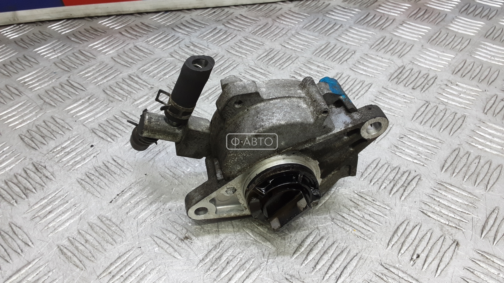 Насос вакуумный