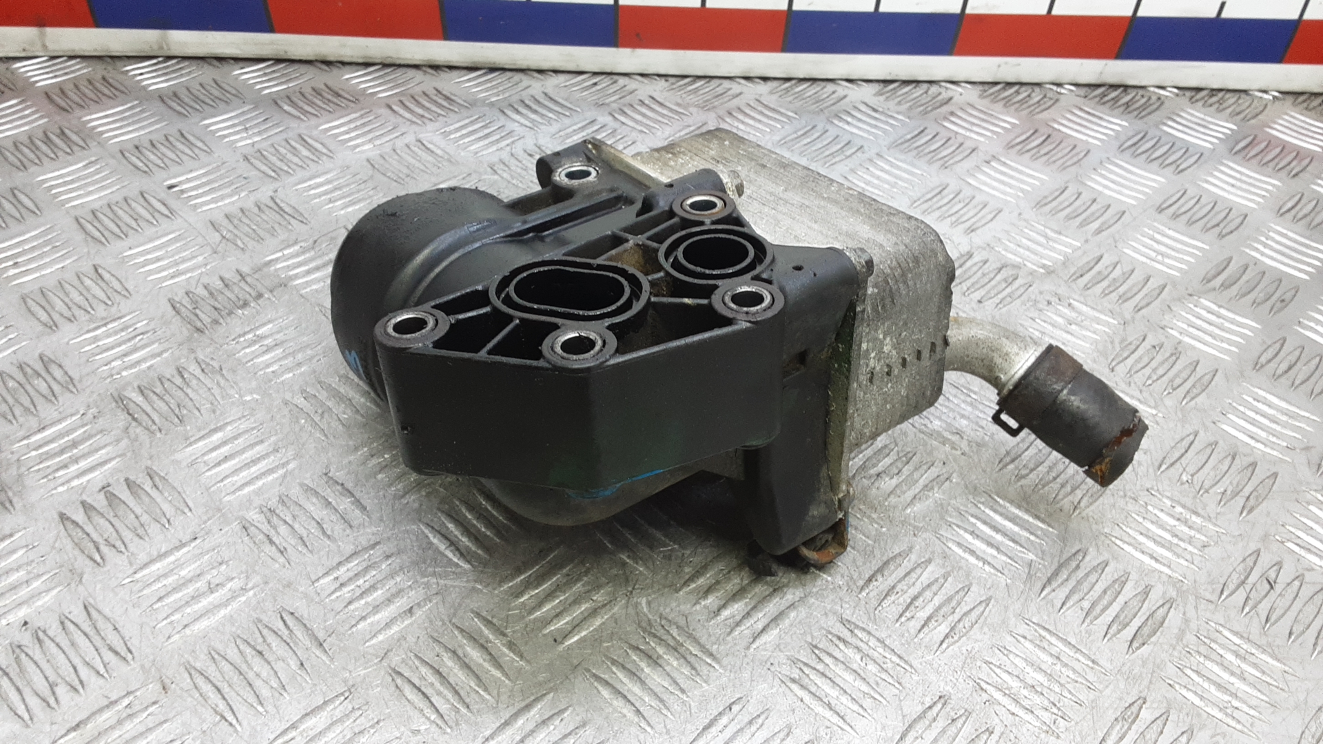 Корпус масляного фильтра дизельный HYUNDAI SANTA FE 3