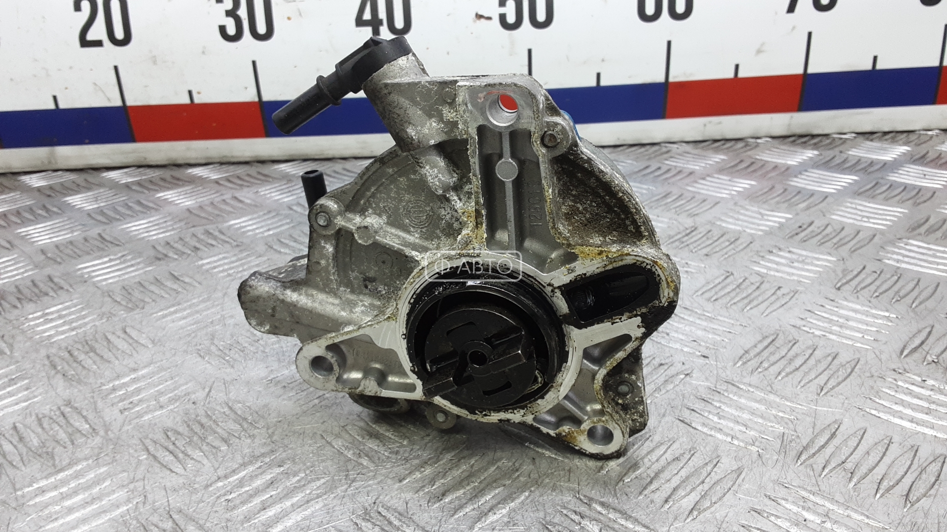 Насос вакуумный