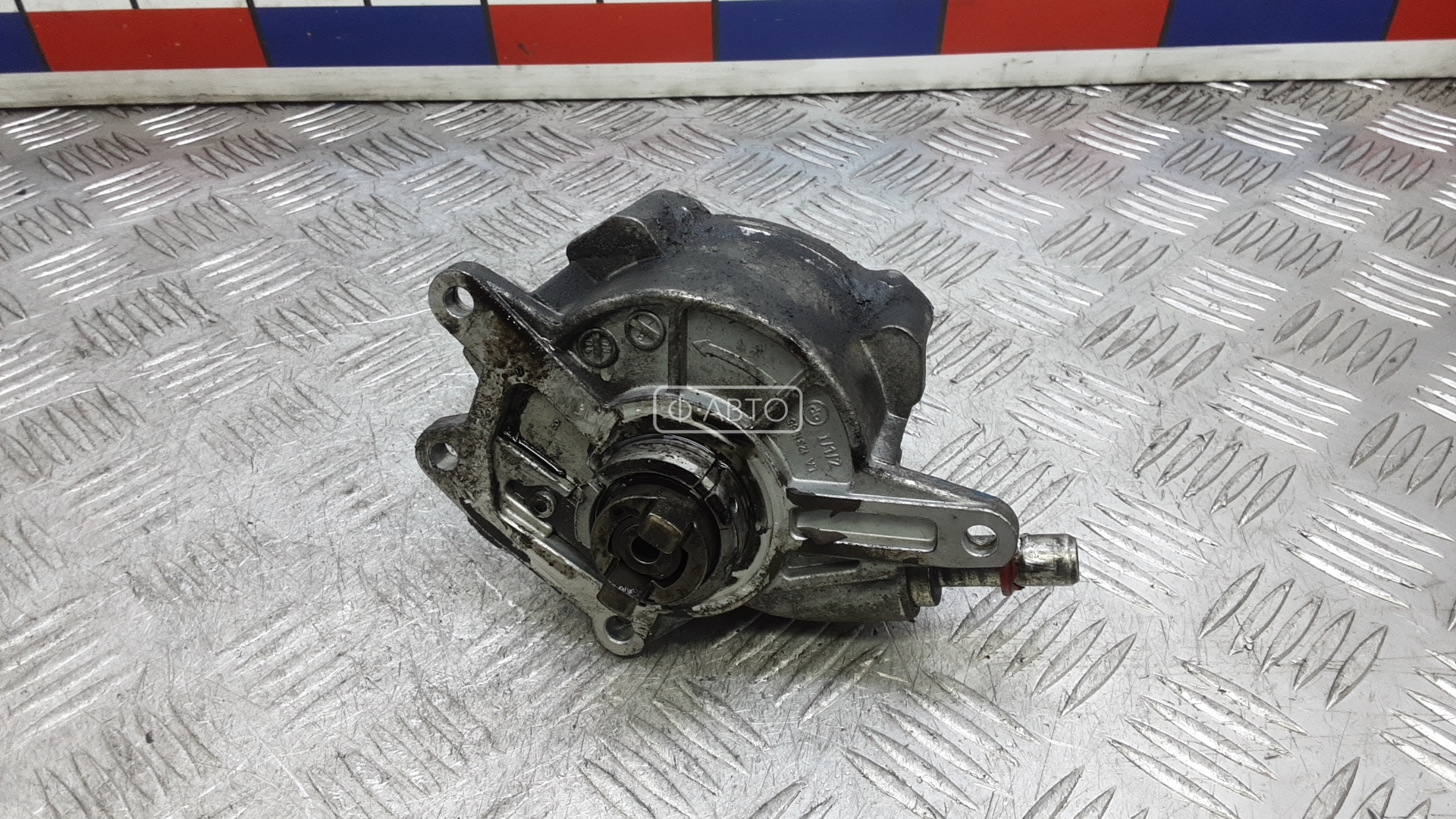 Насос вакуумный