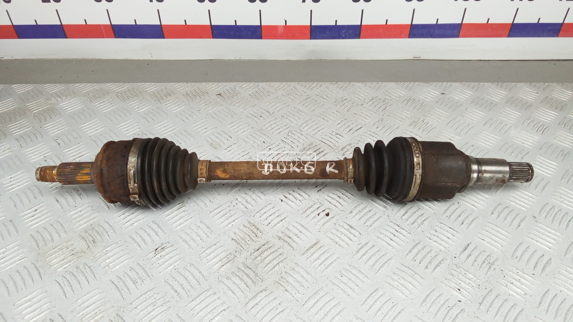 Привод передний правый