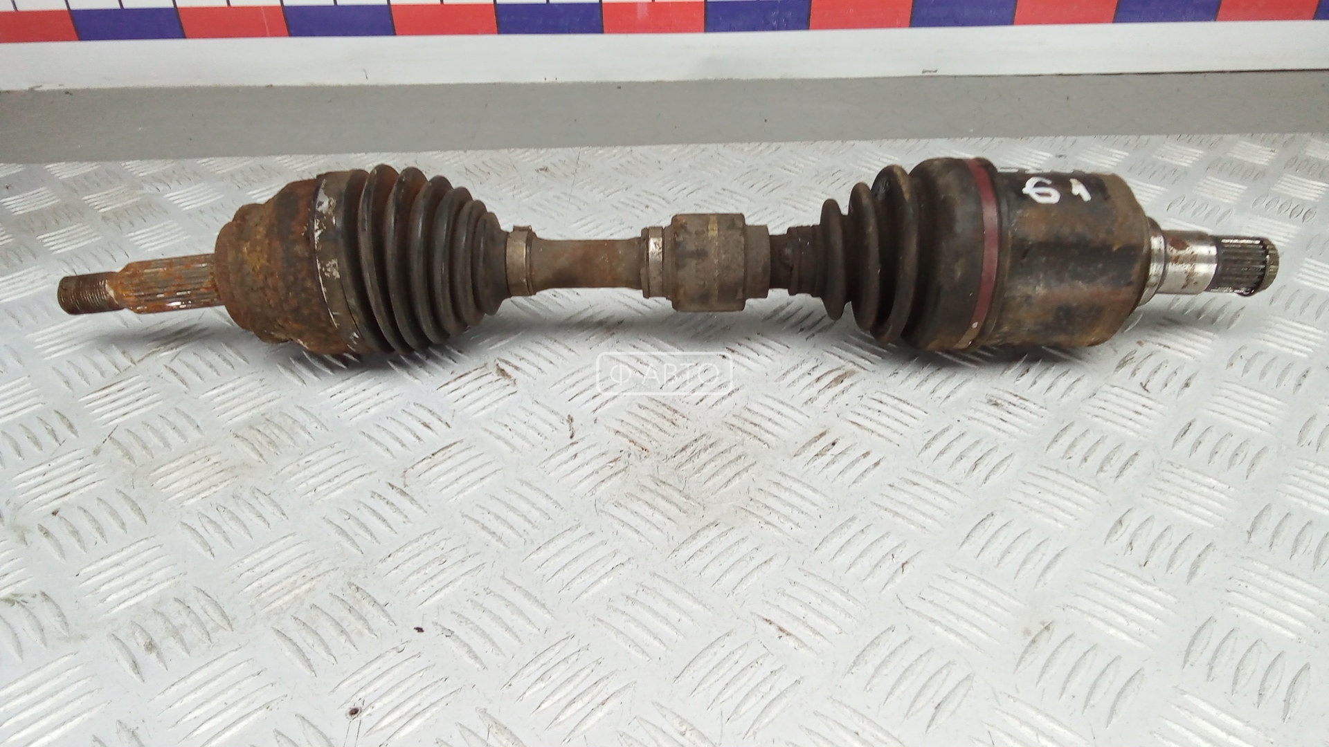 Привод передний левый